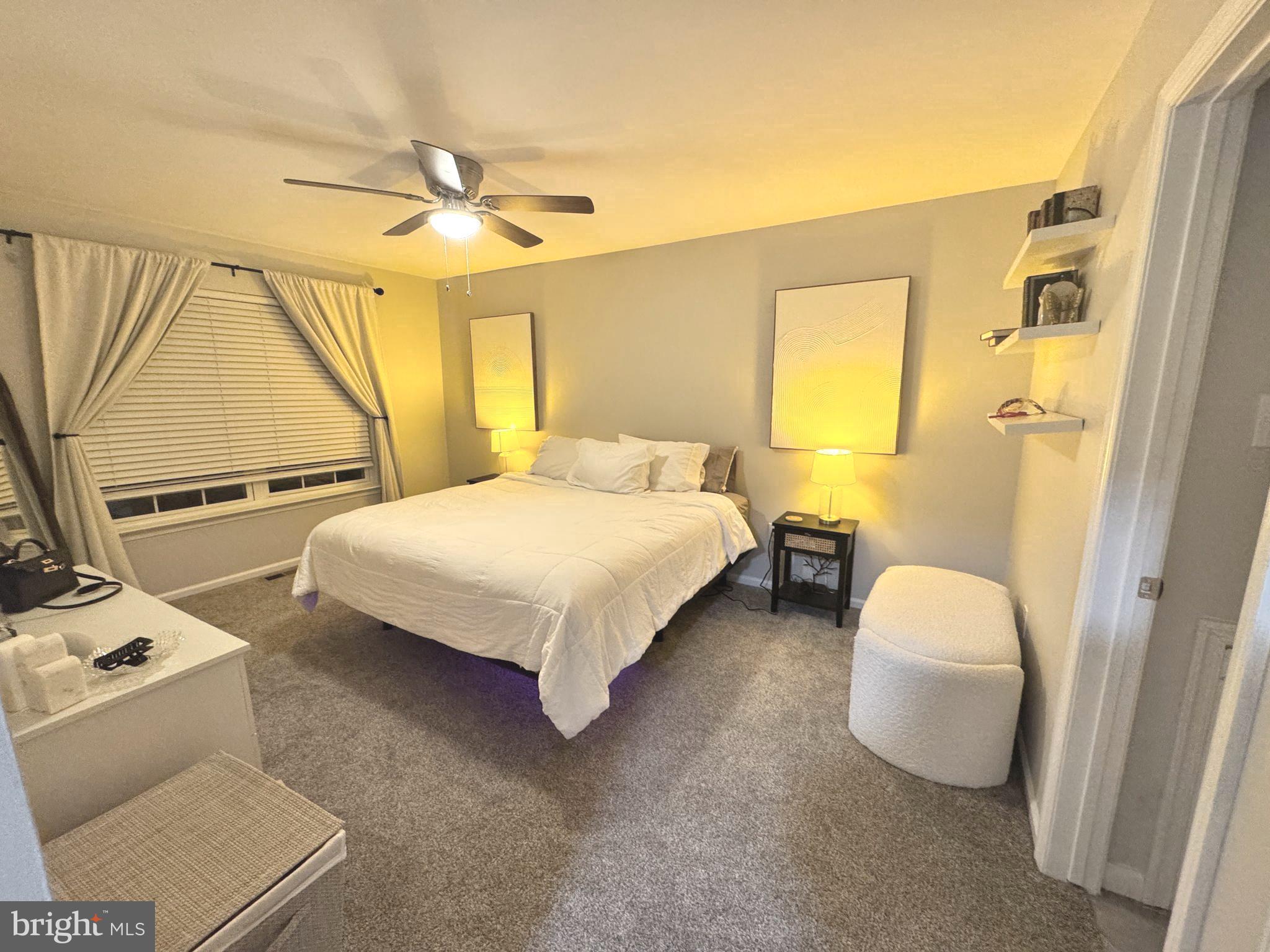 LANTERN HILL - Residential Lease