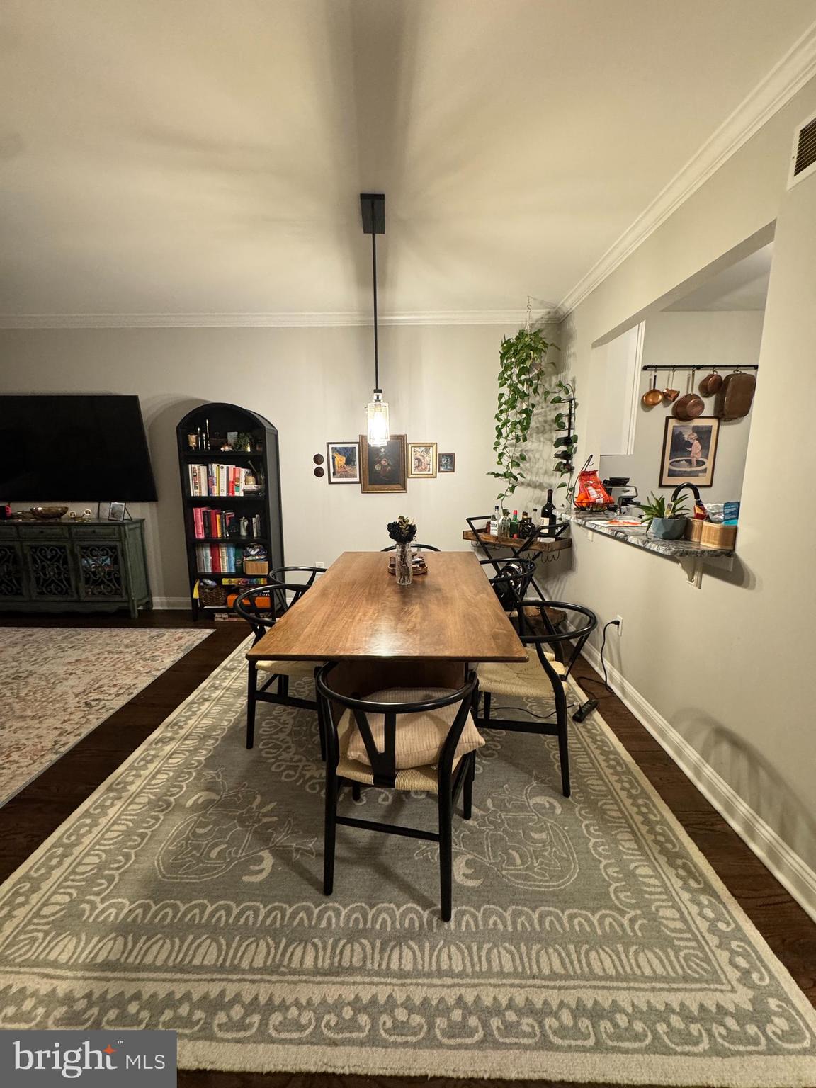 LANTERN HILL - Residential Lease