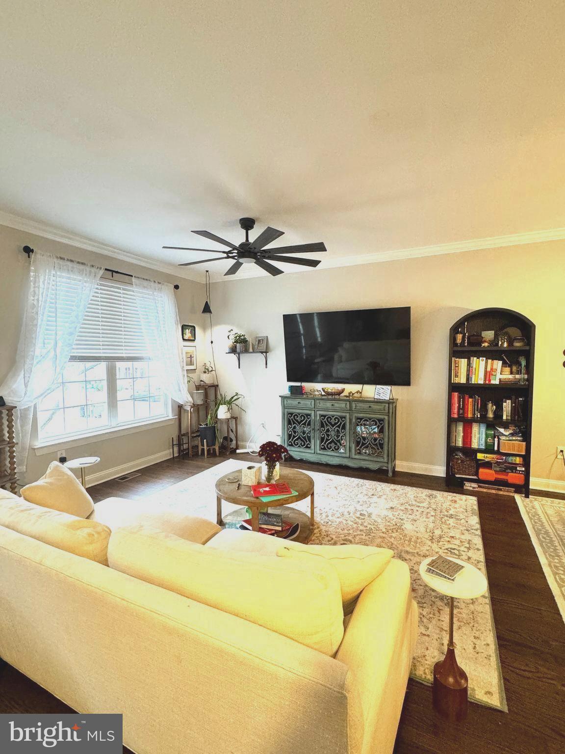 LANTERN HILL - Residential Lease