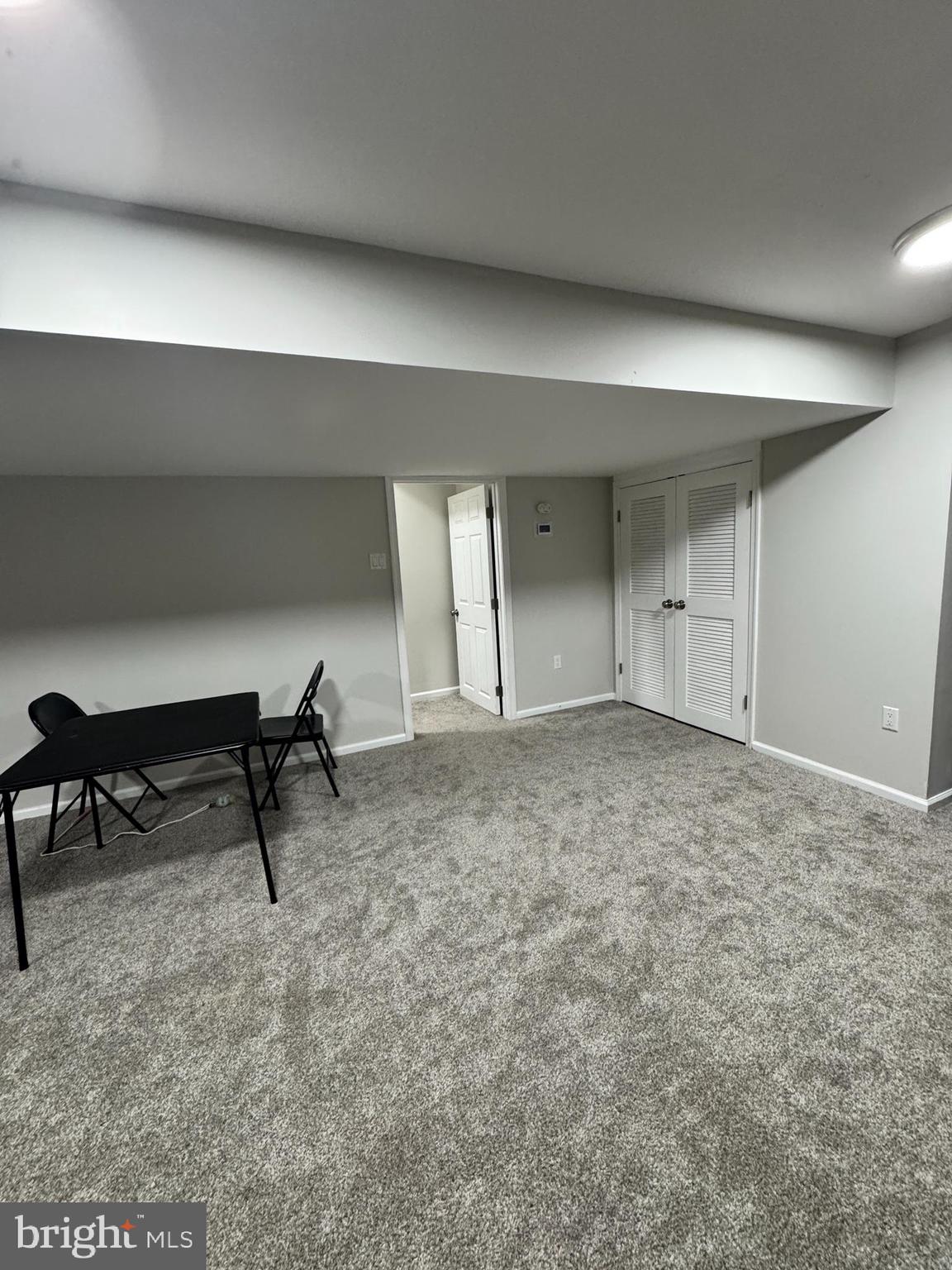 LANTERN HILL - Residential Lease