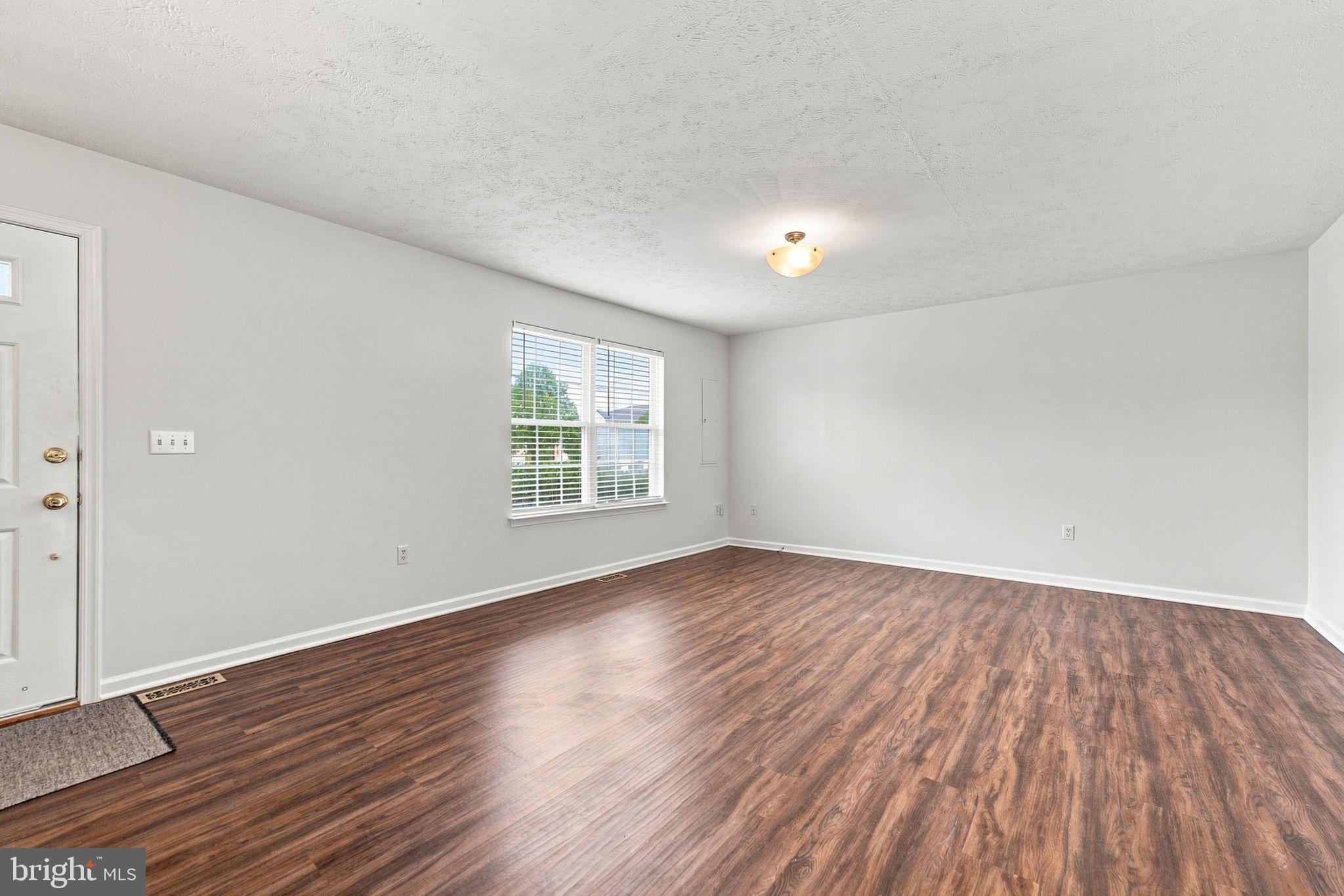 103 TRADE WIND LANE