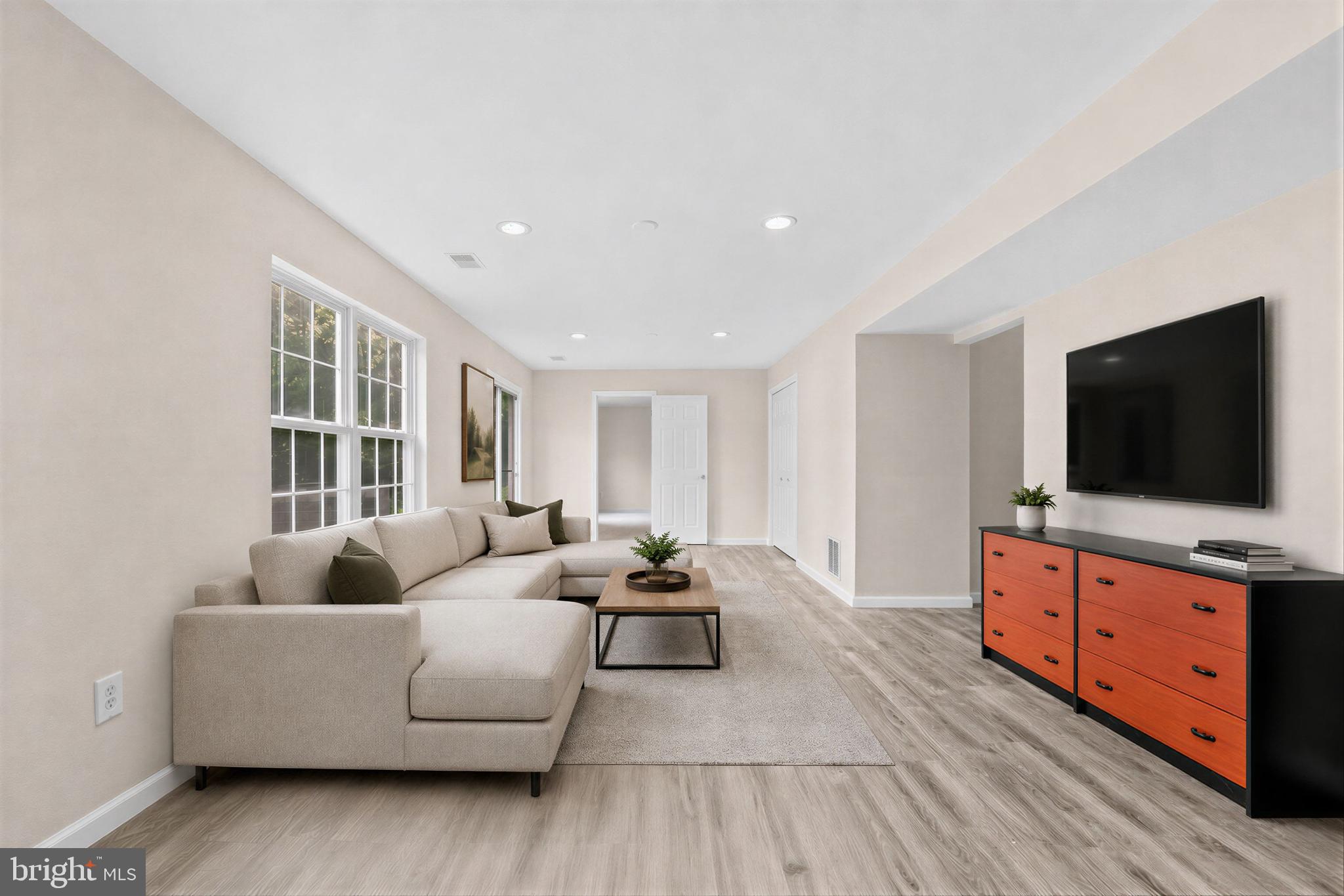 POTOMAC OAKS - Residential