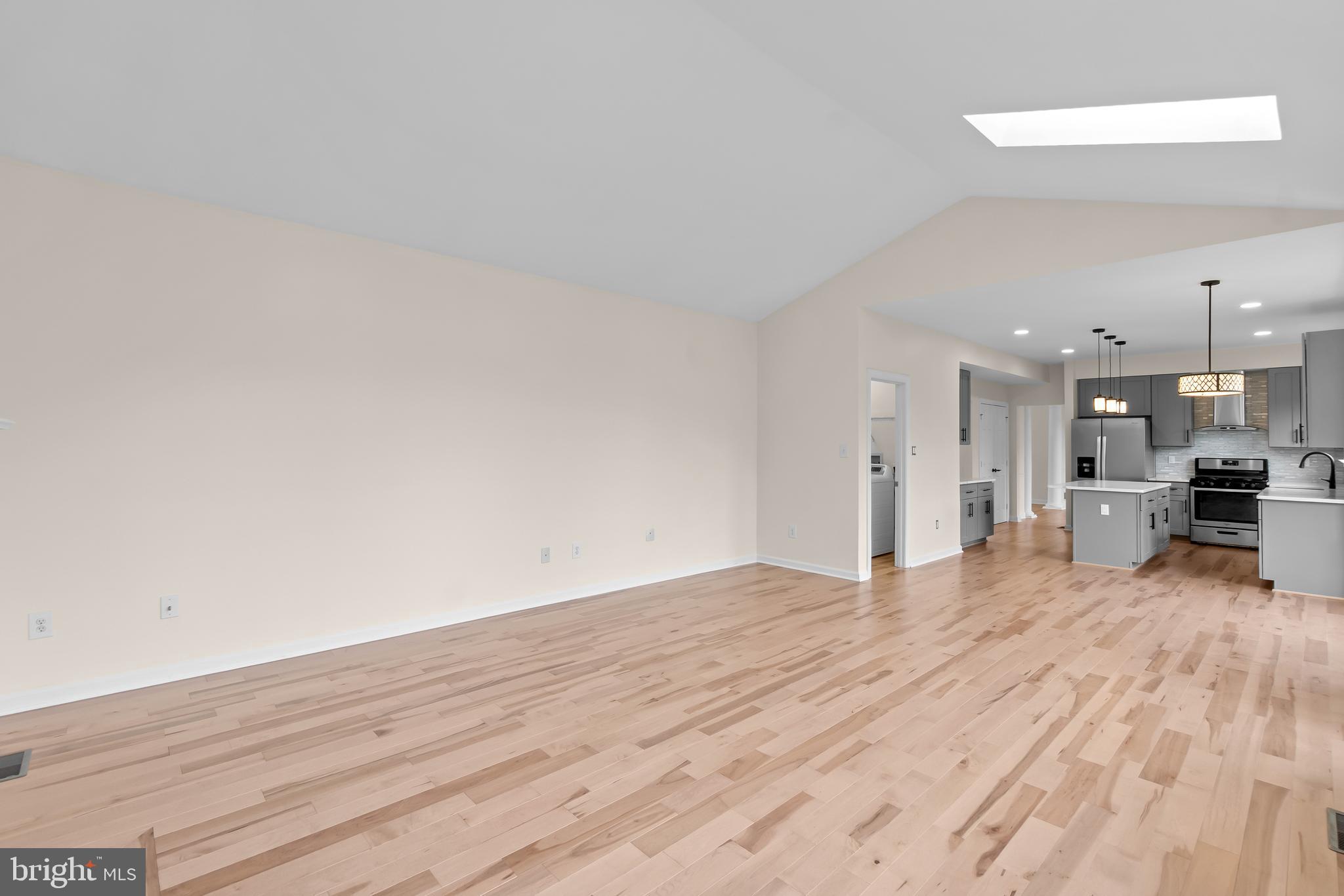 POTOMAC OAKS - Residential