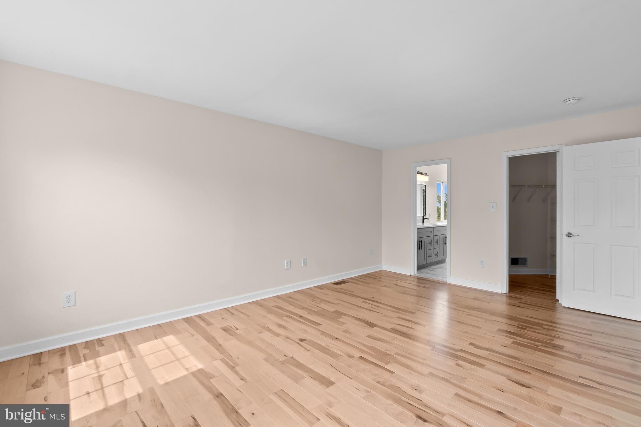 POTOMAC OAKS - Residential