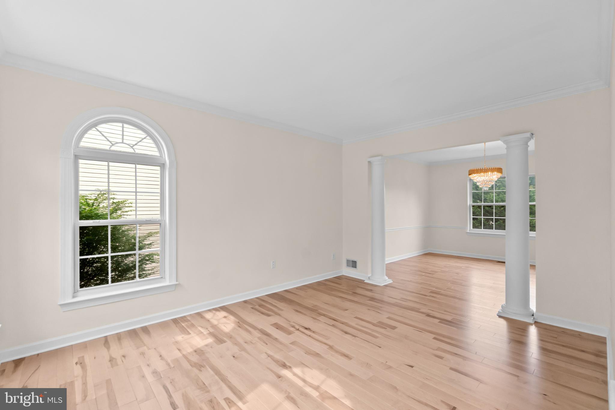 POTOMAC OAKS - Residential