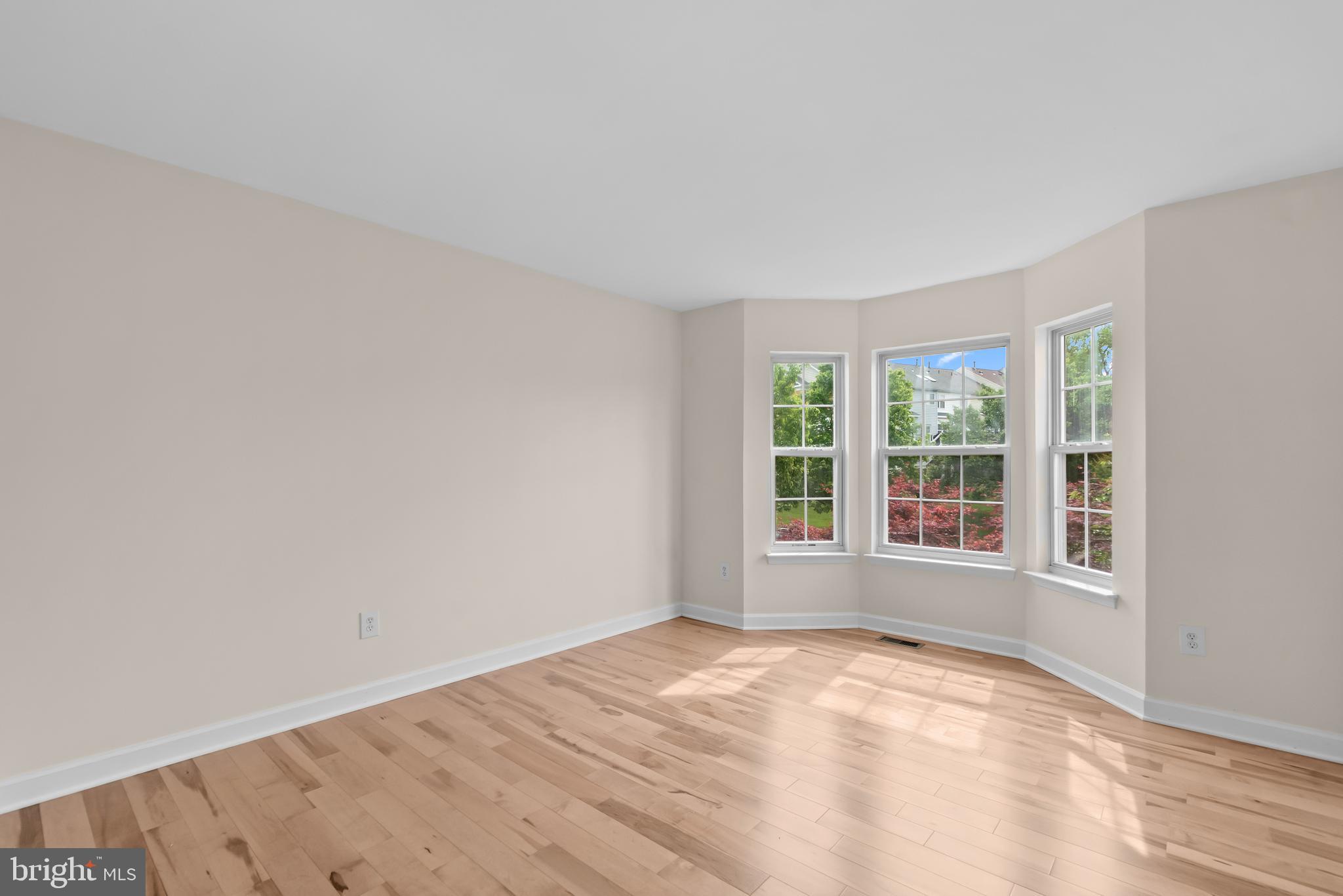 POTOMAC OAKS - Residential