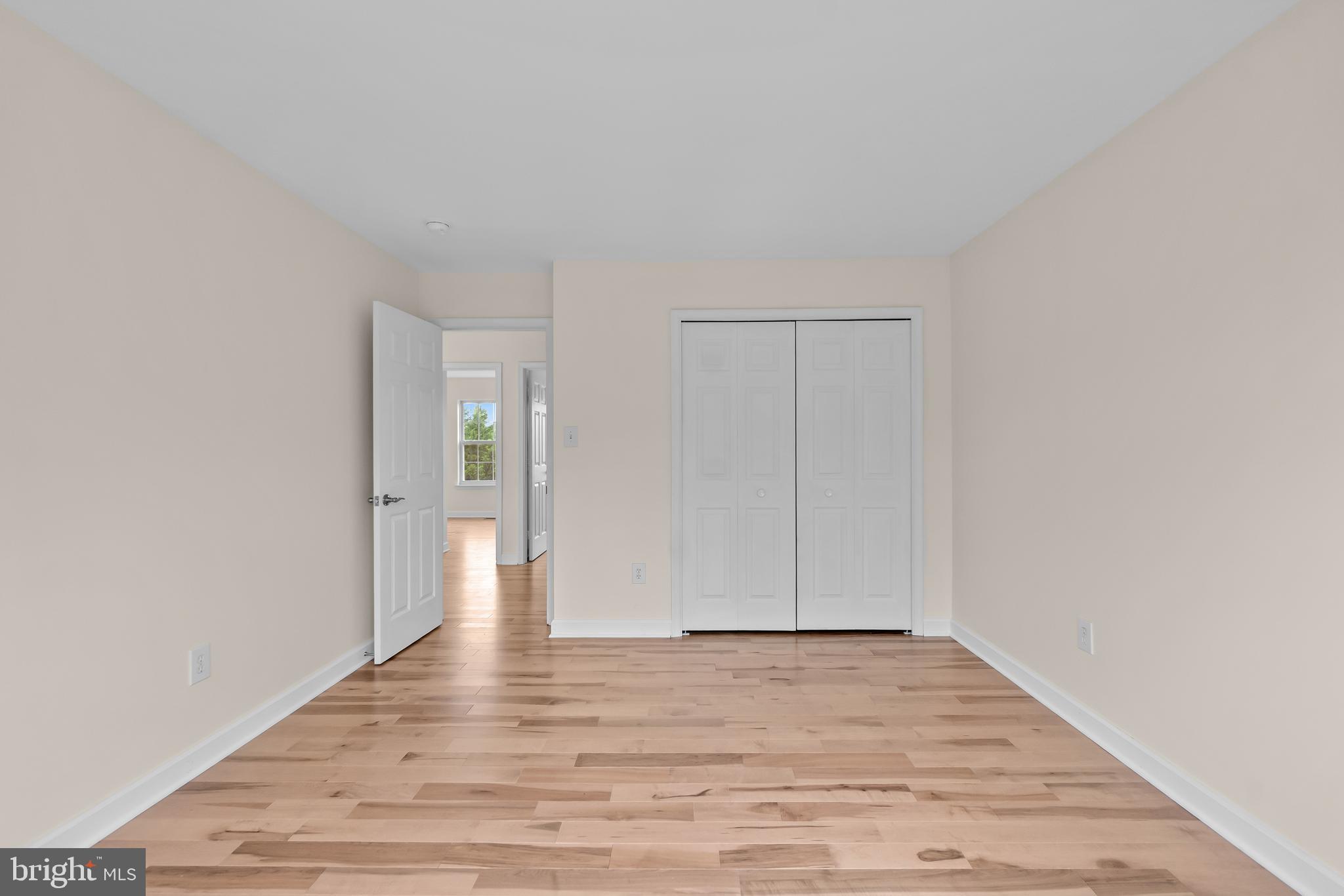 POTOMAC OAKS - Residential