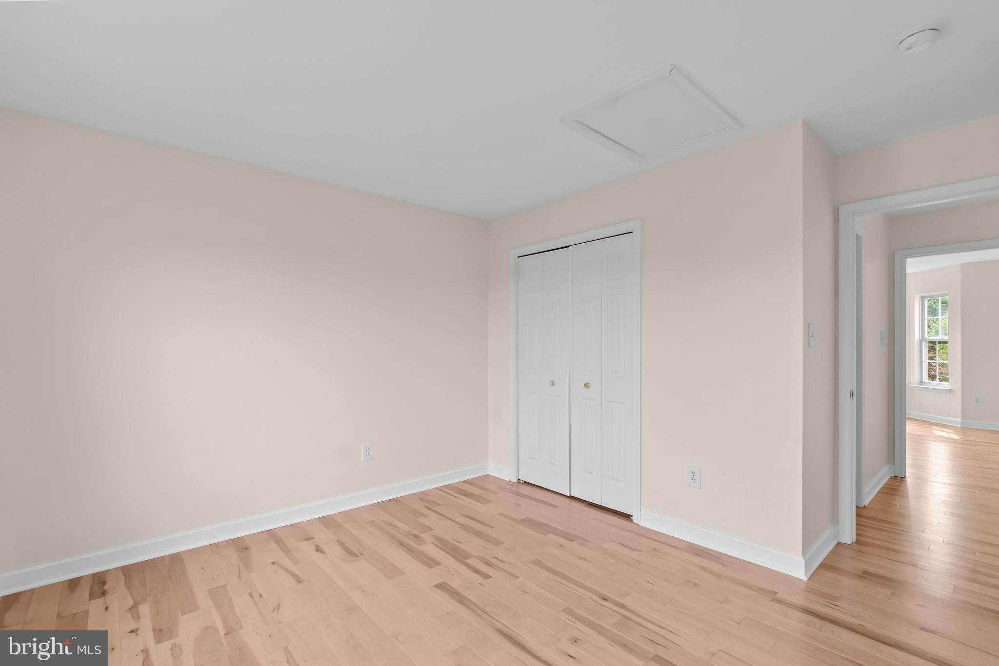 POTOMAC OAKS - Residential