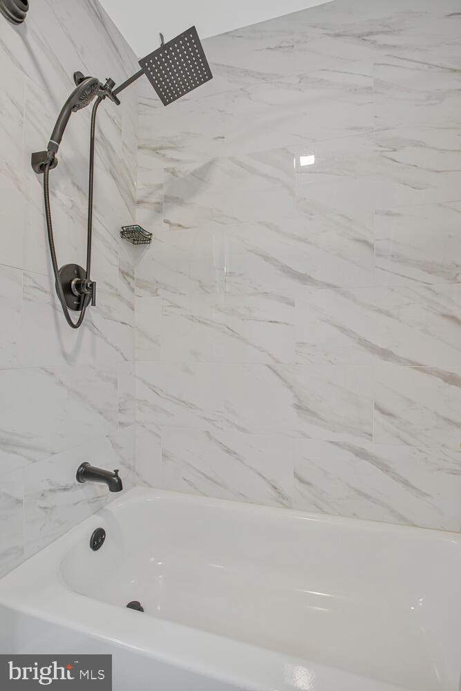 PINELEIGH - Residential