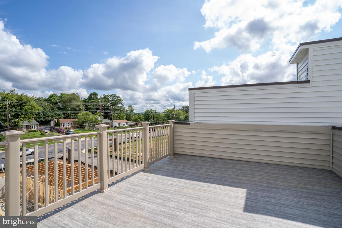 ROCKVILLE - Residential Lease