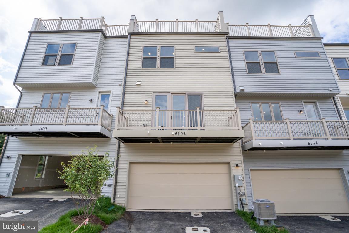 ROCKVILLE - Residential Lease