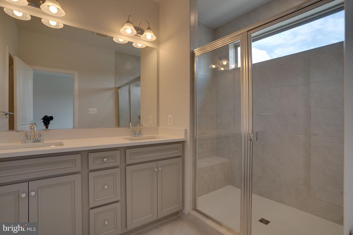 ROCKVILLE - Residential Lease