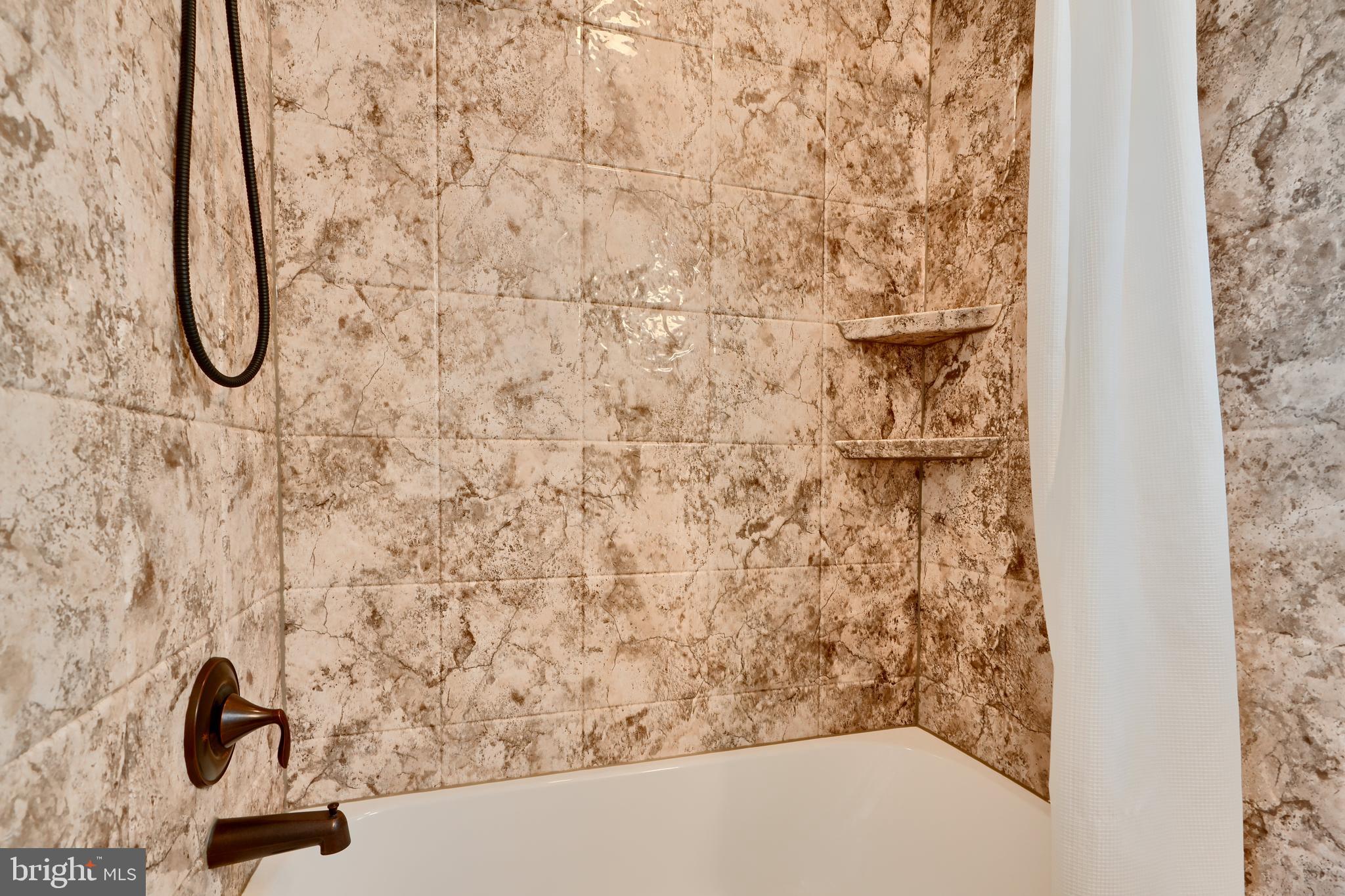 DARLEIGH MANOR - Residential