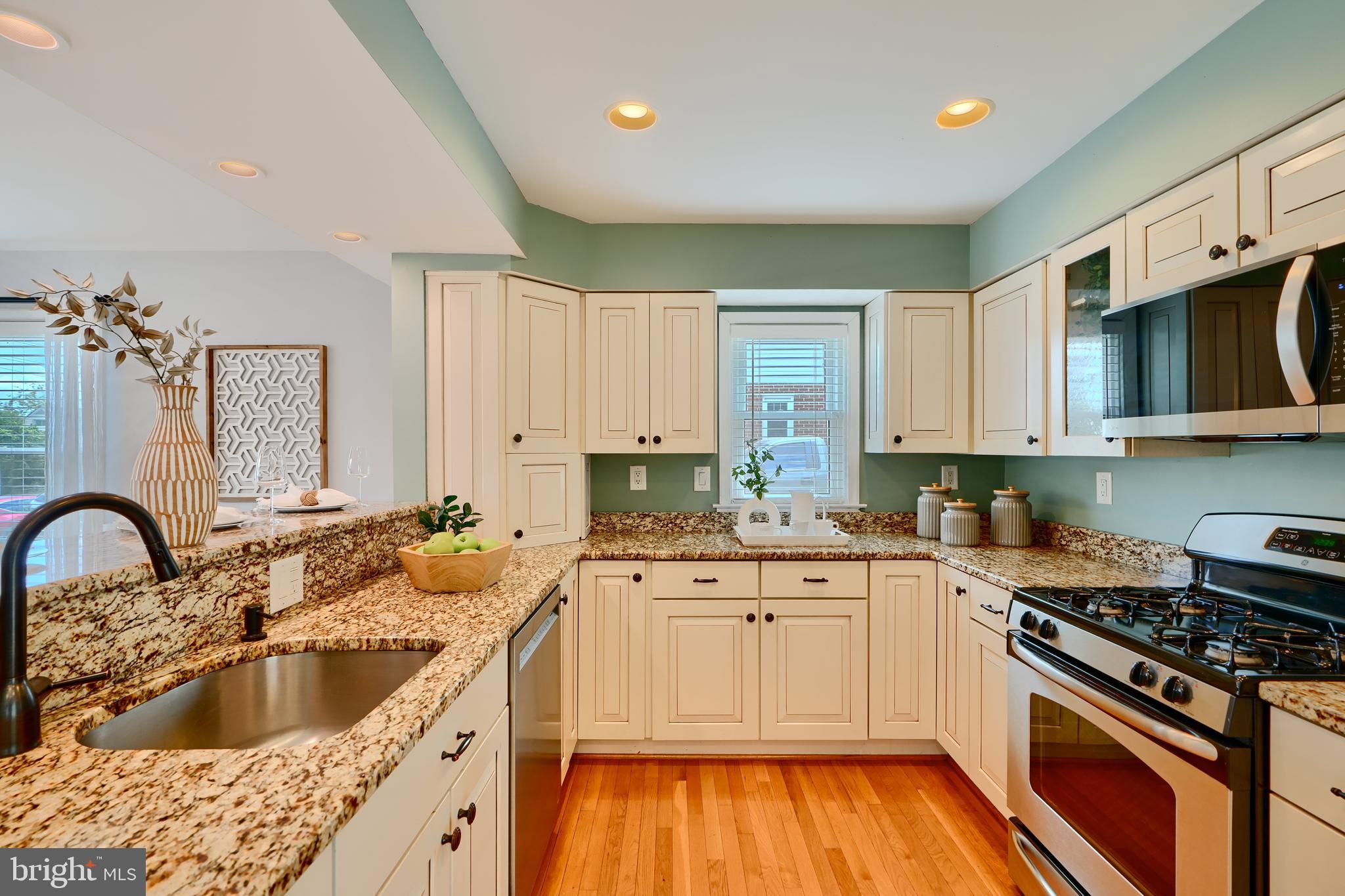 DARLEIGH MANOR - Residential