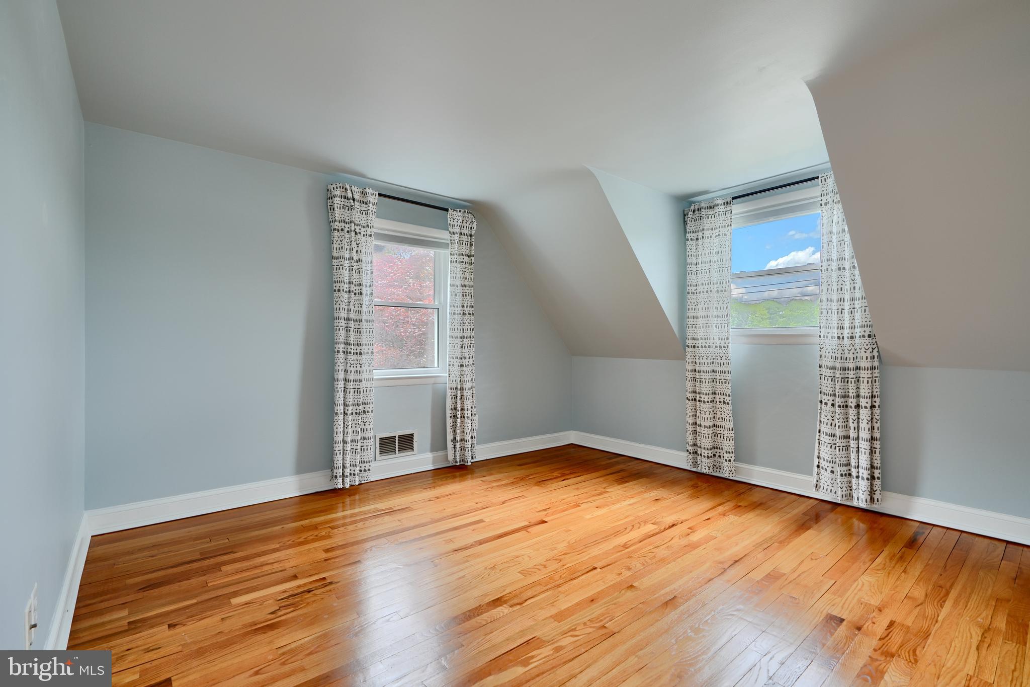 DARLEIGH MANOR - Residential