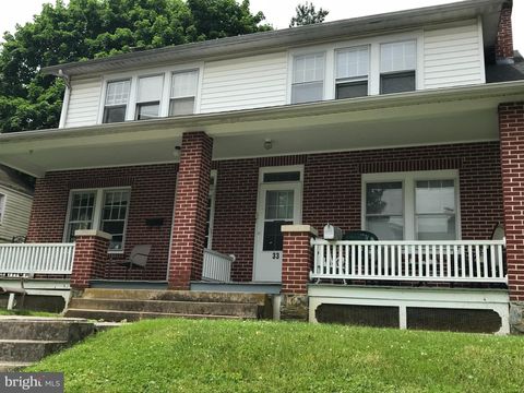 33 N PRINCE STREET MILLERSVILLE PA 17551