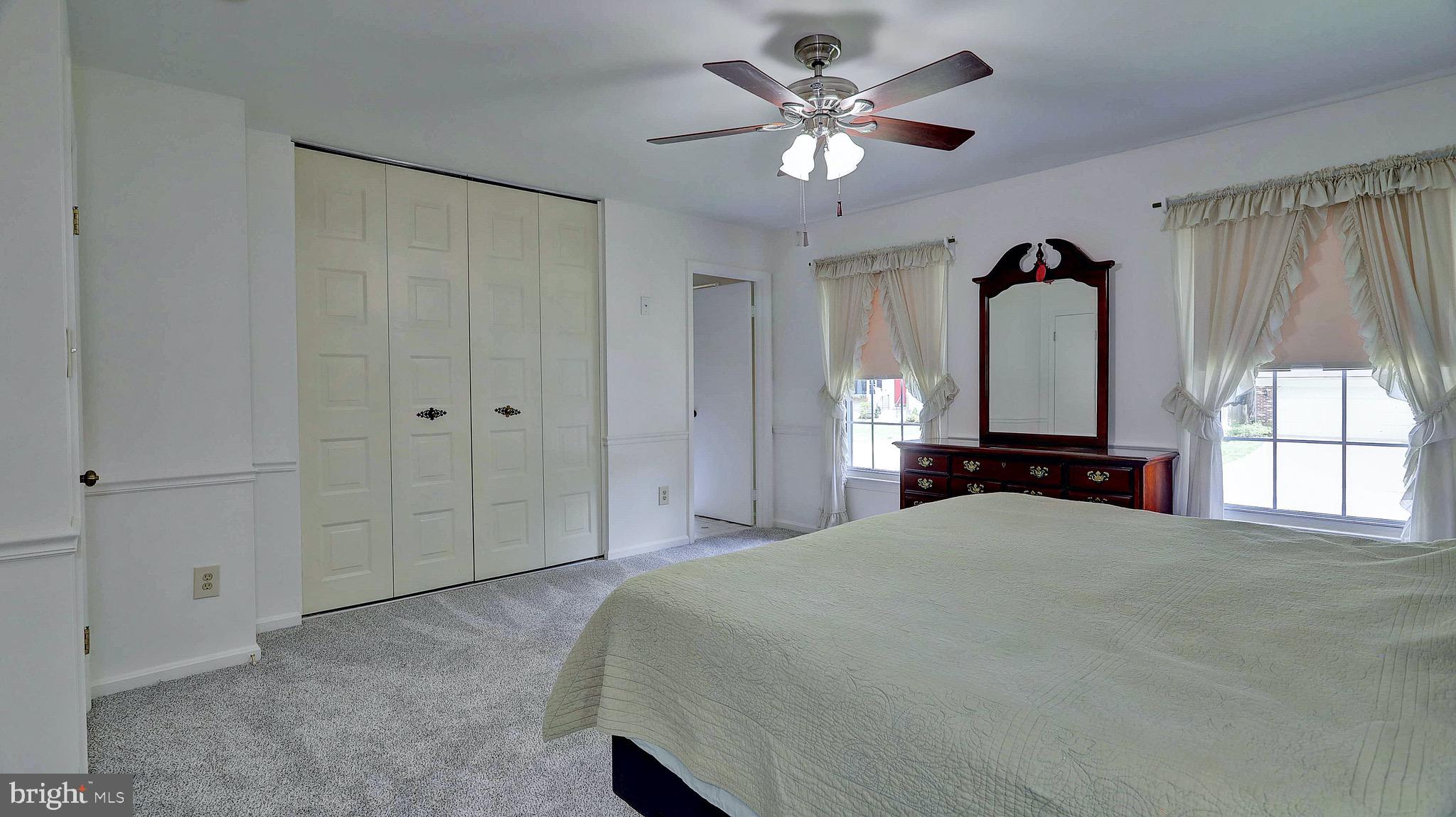 MONTCLAIR/COUNTRY CLUB - Residential