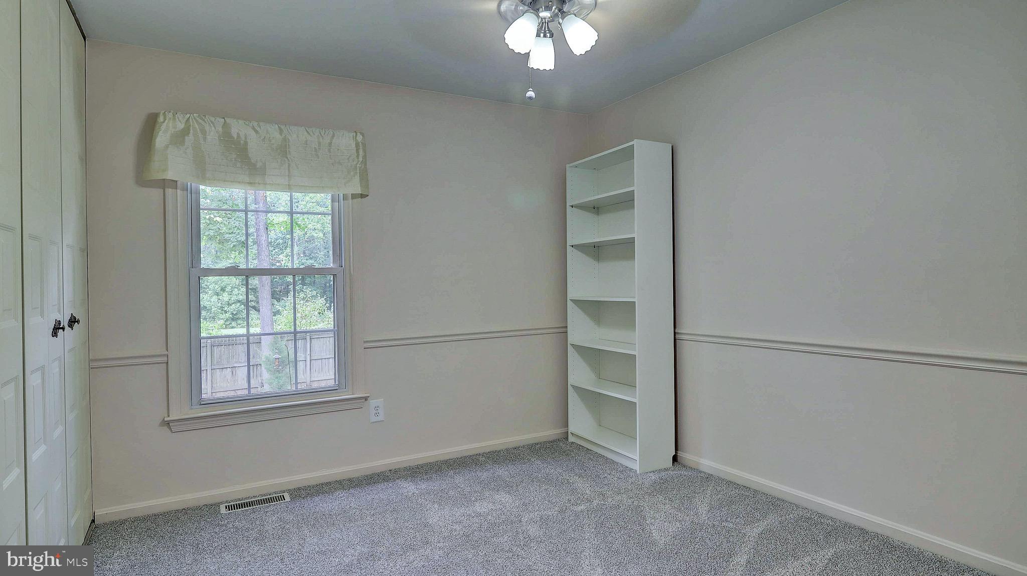 MONTCLAIR/COUNTRY CLUB - Residential