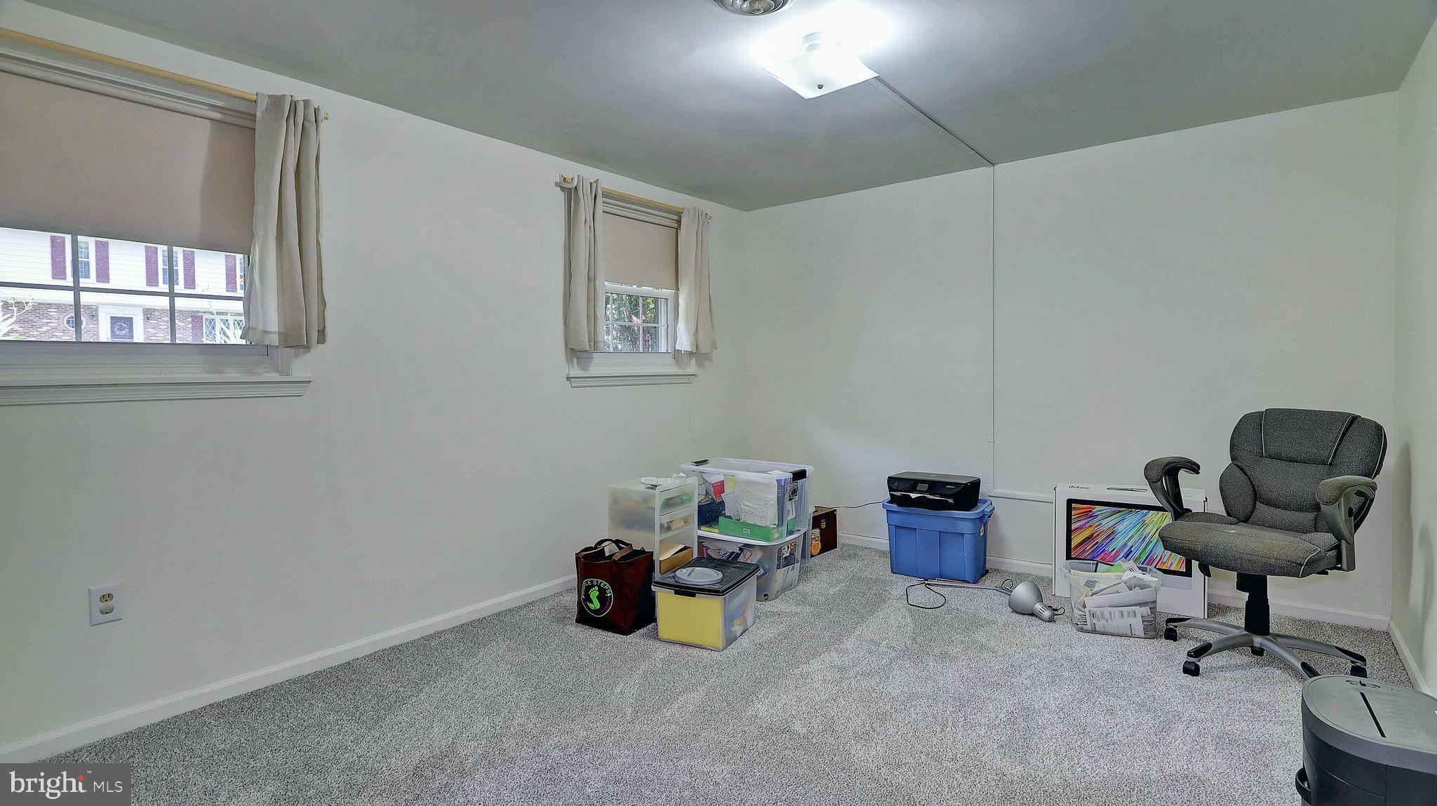 MONTCLAIR/COUNTRY CLUB - Residential