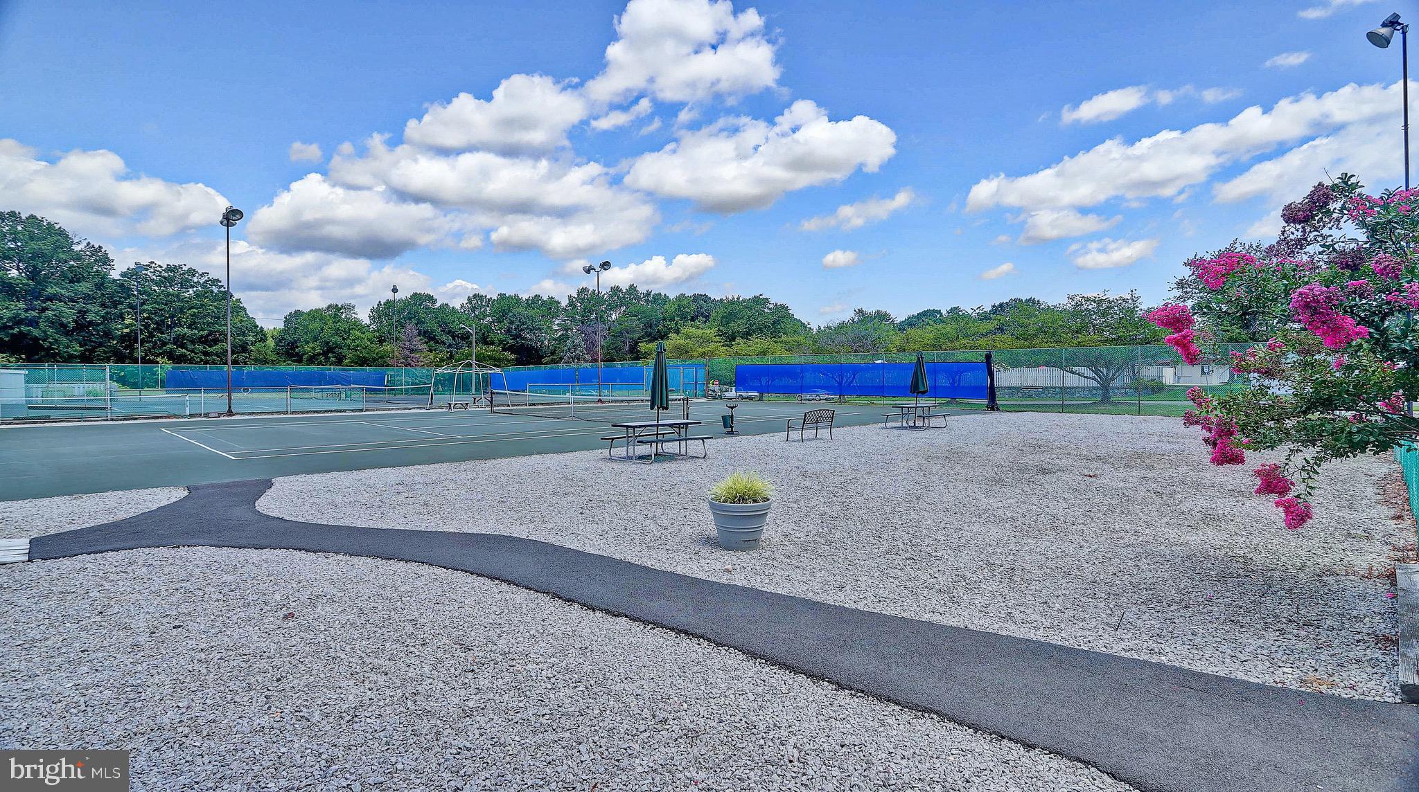 MONTCLAIR/COUNTRY CLUB - Residential