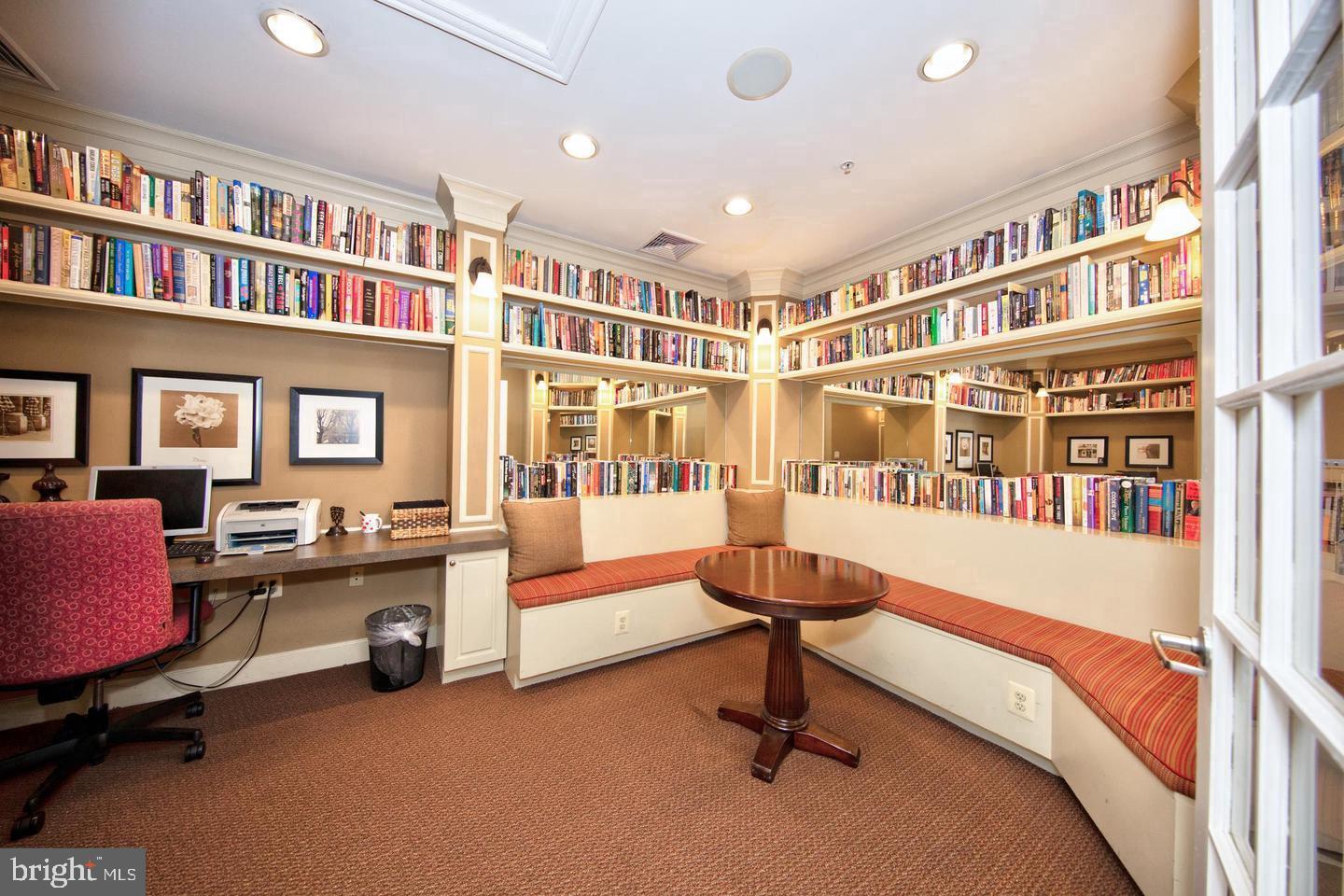 HIGH VIEW AT HUNT VALLEY - Residential