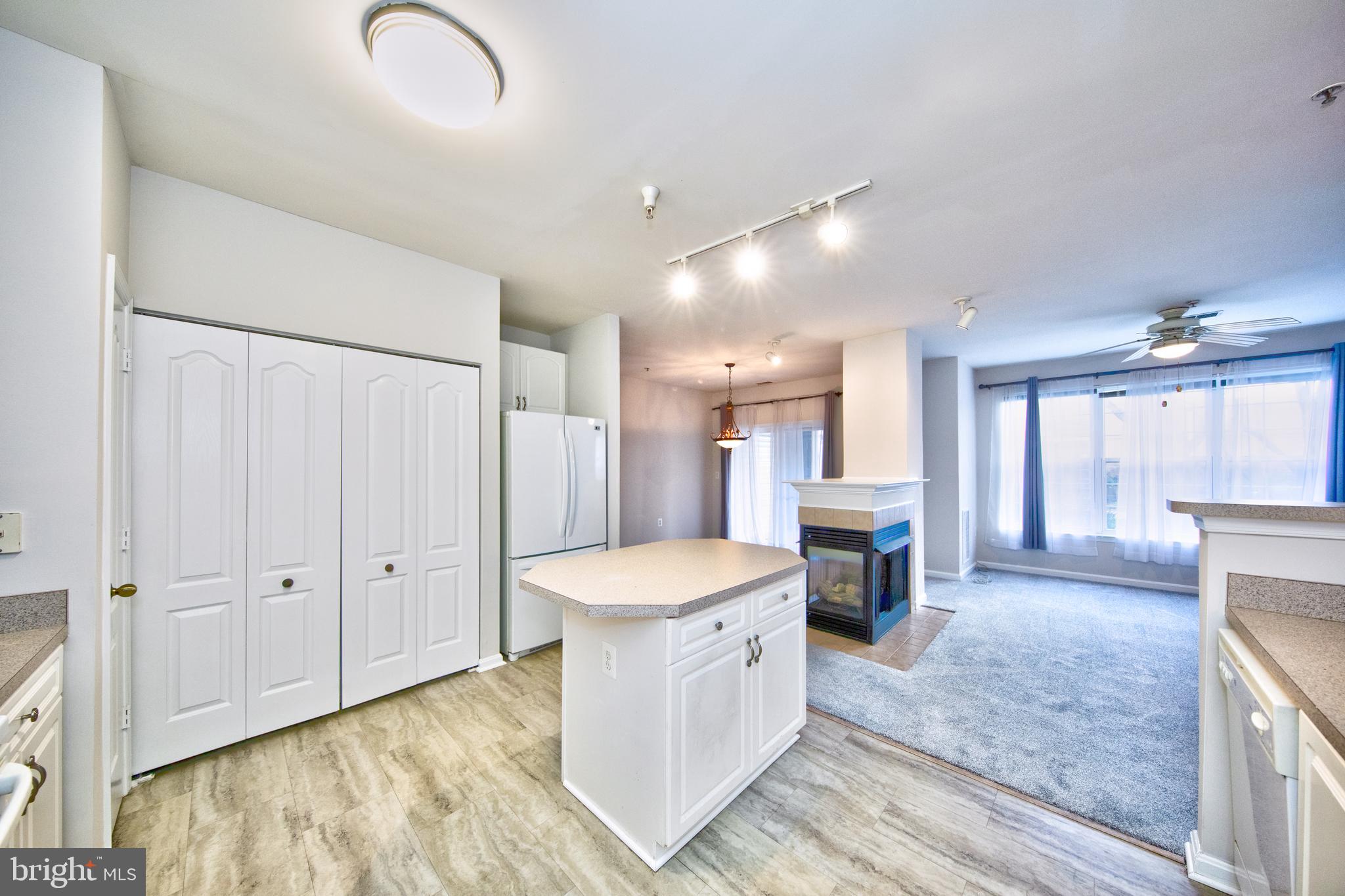 HIGH VIEW AT HUNT VALLEY - Residential