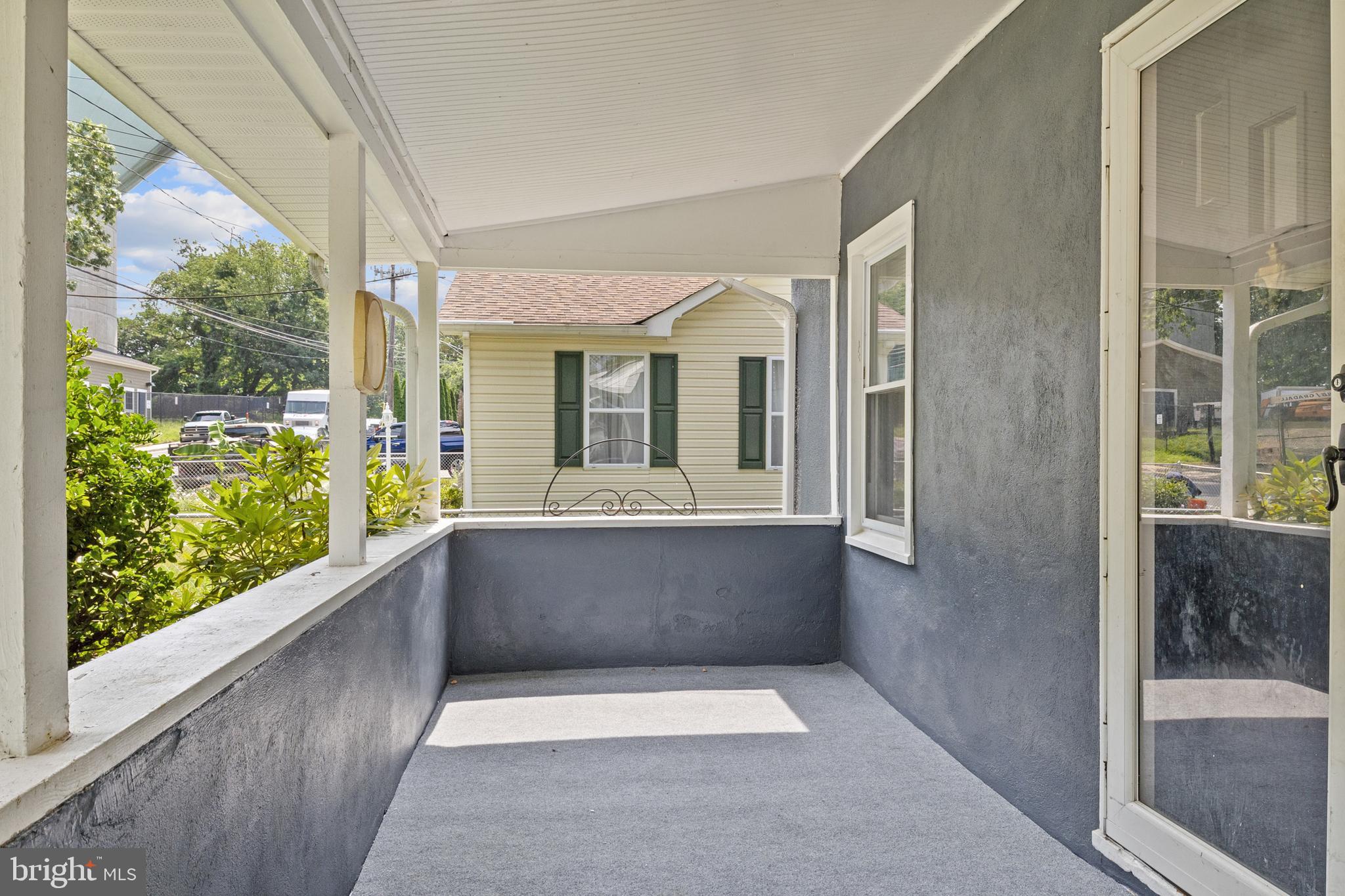 211 JANWALL STREET