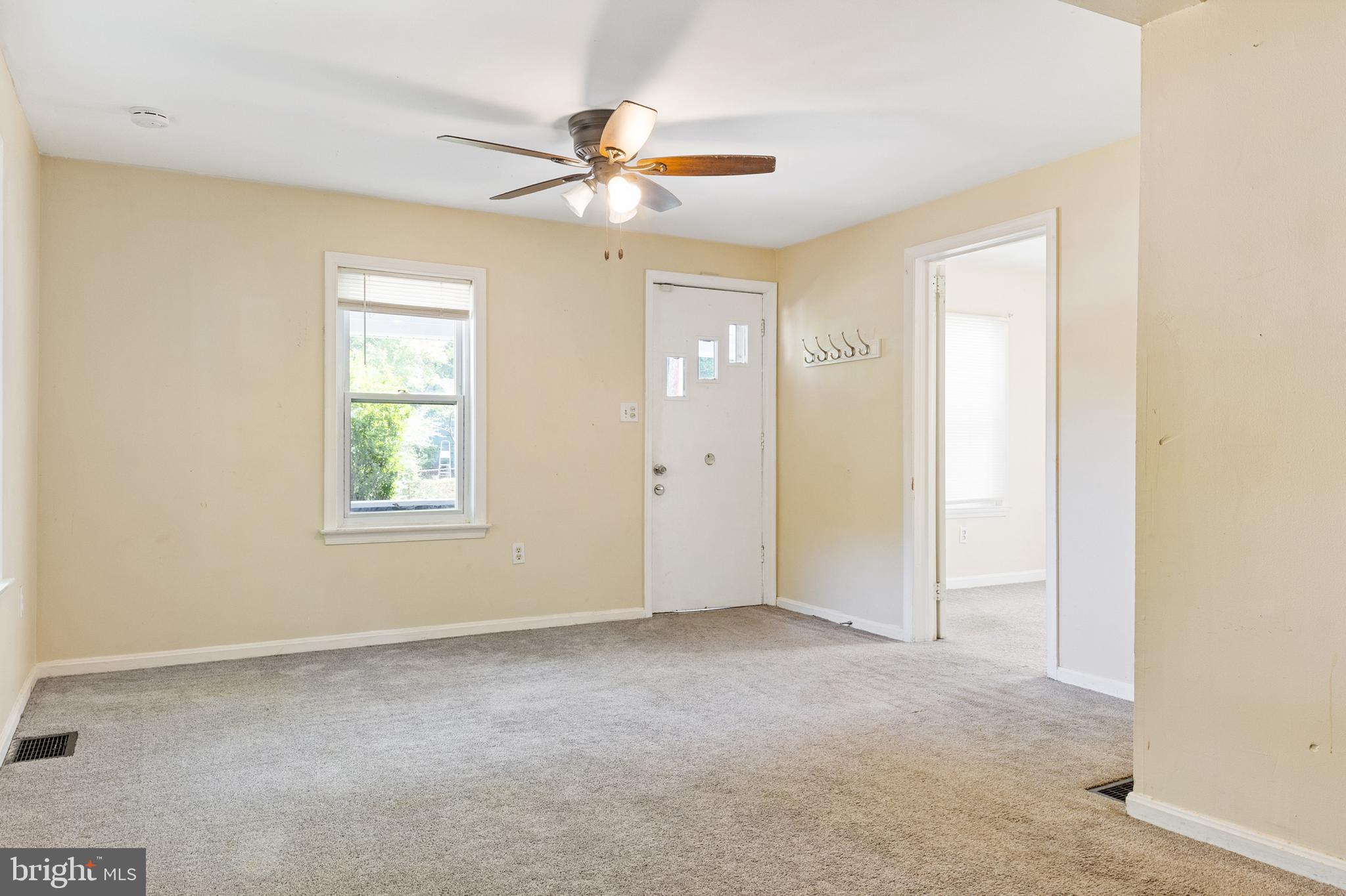 211 JANWALL STREET