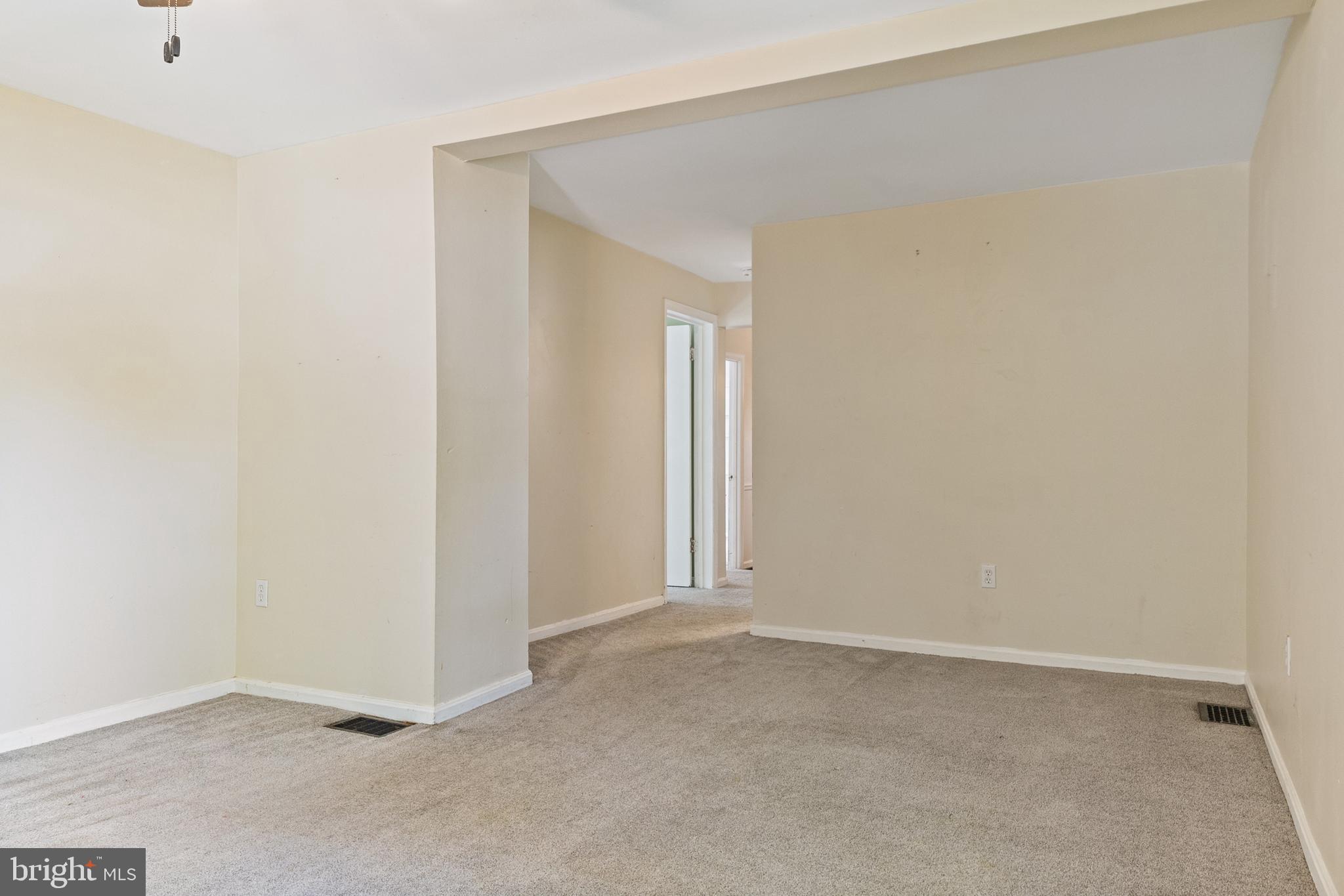 211 JANWALL STREET