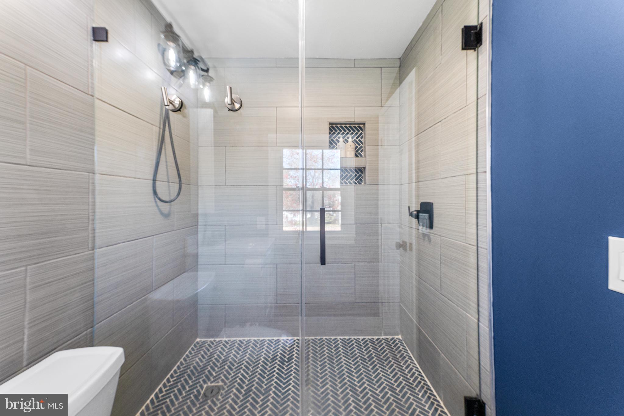 FAIRFIELD FARMS - Residential