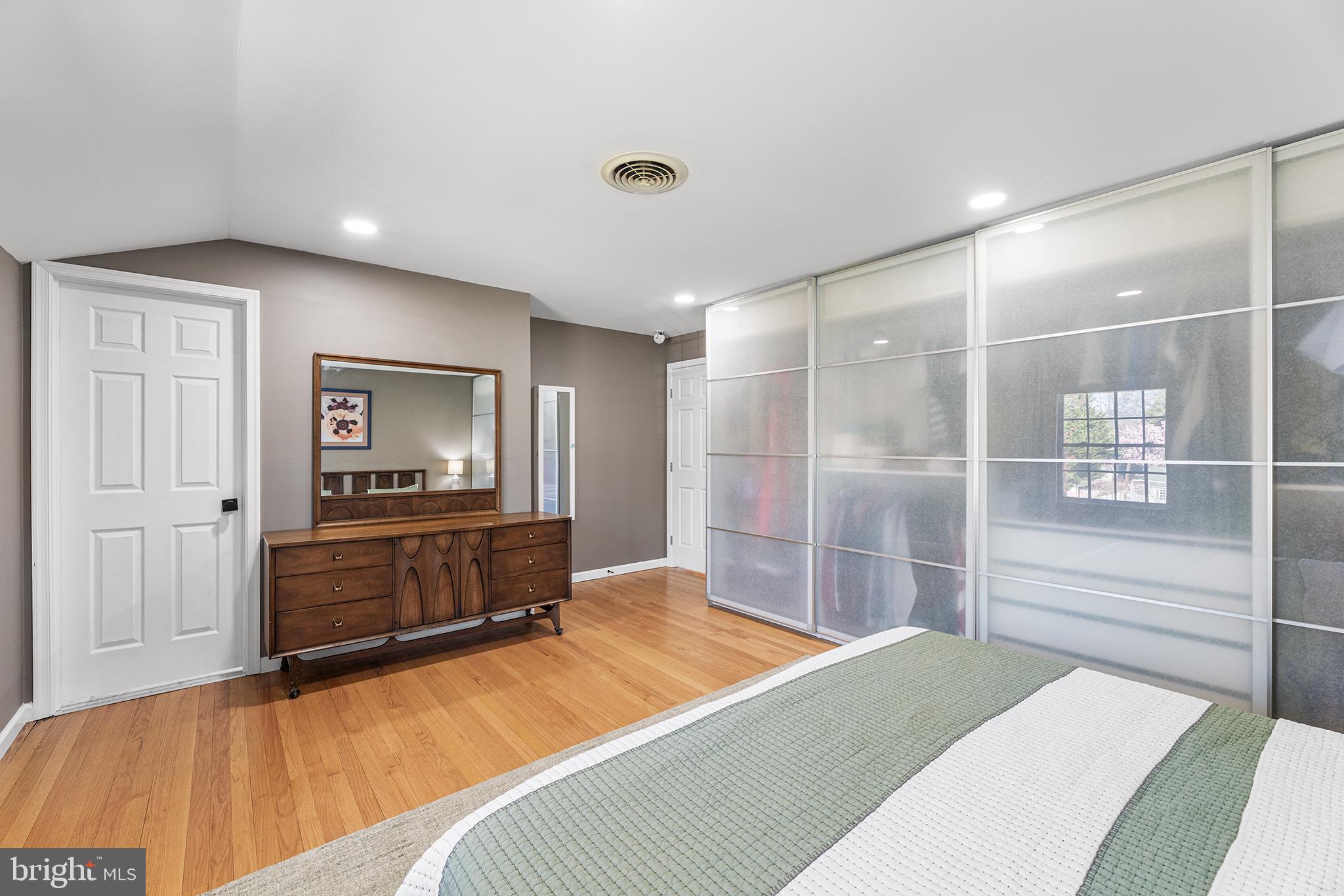 FAIRFIELD FARMS - Residential