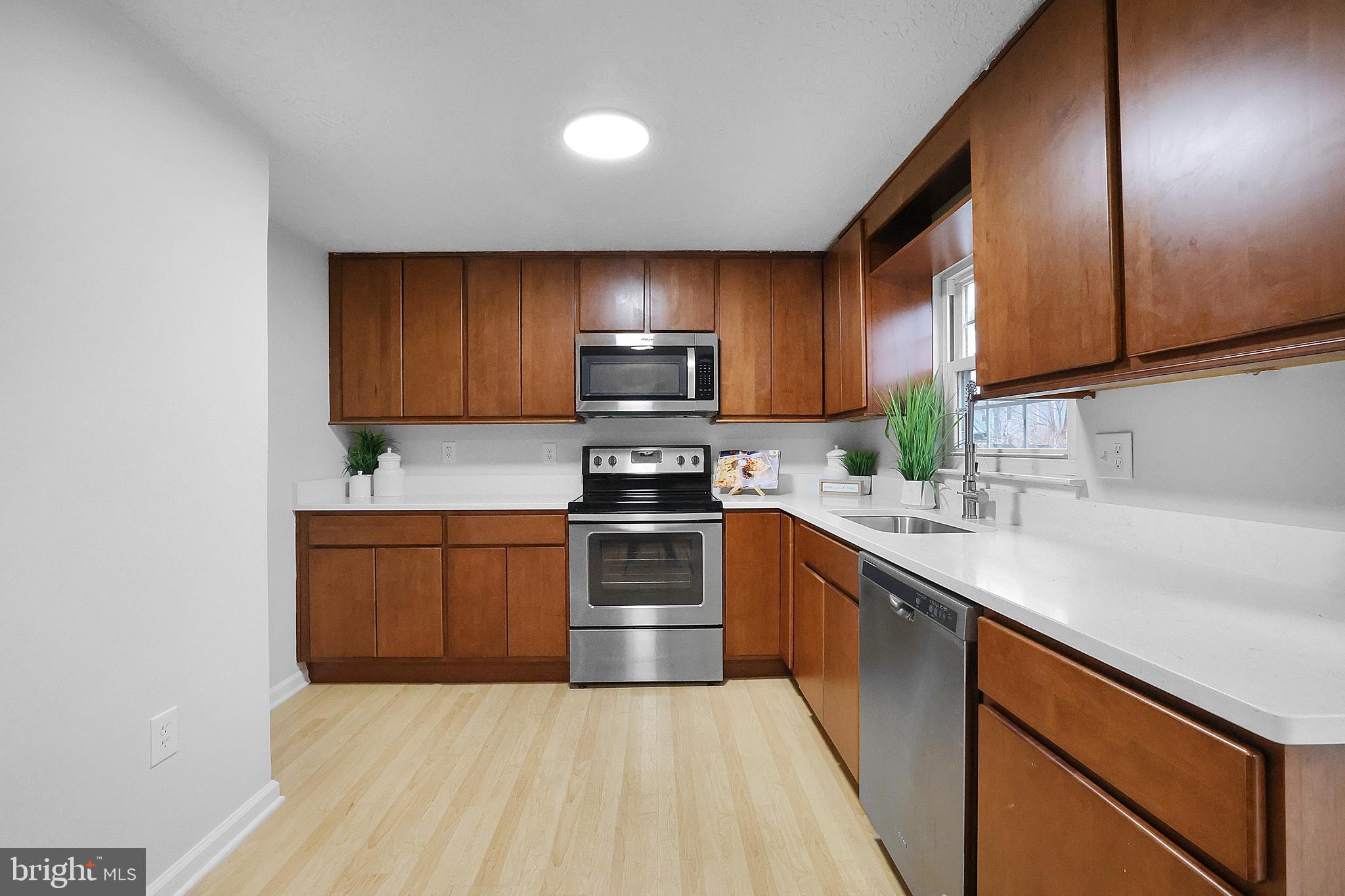 MITCHELLVILLE TOWNHOUSES - Residential