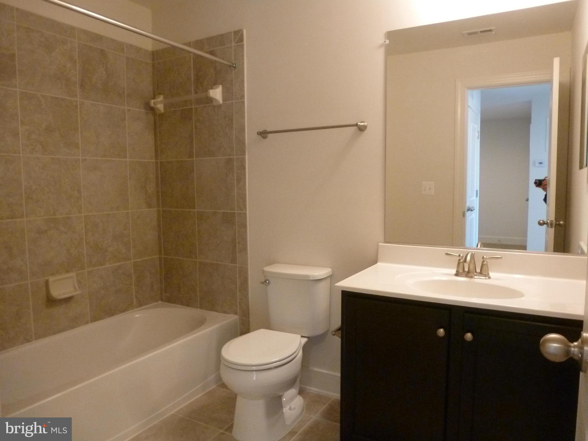 EAST GATE - Residential Lease