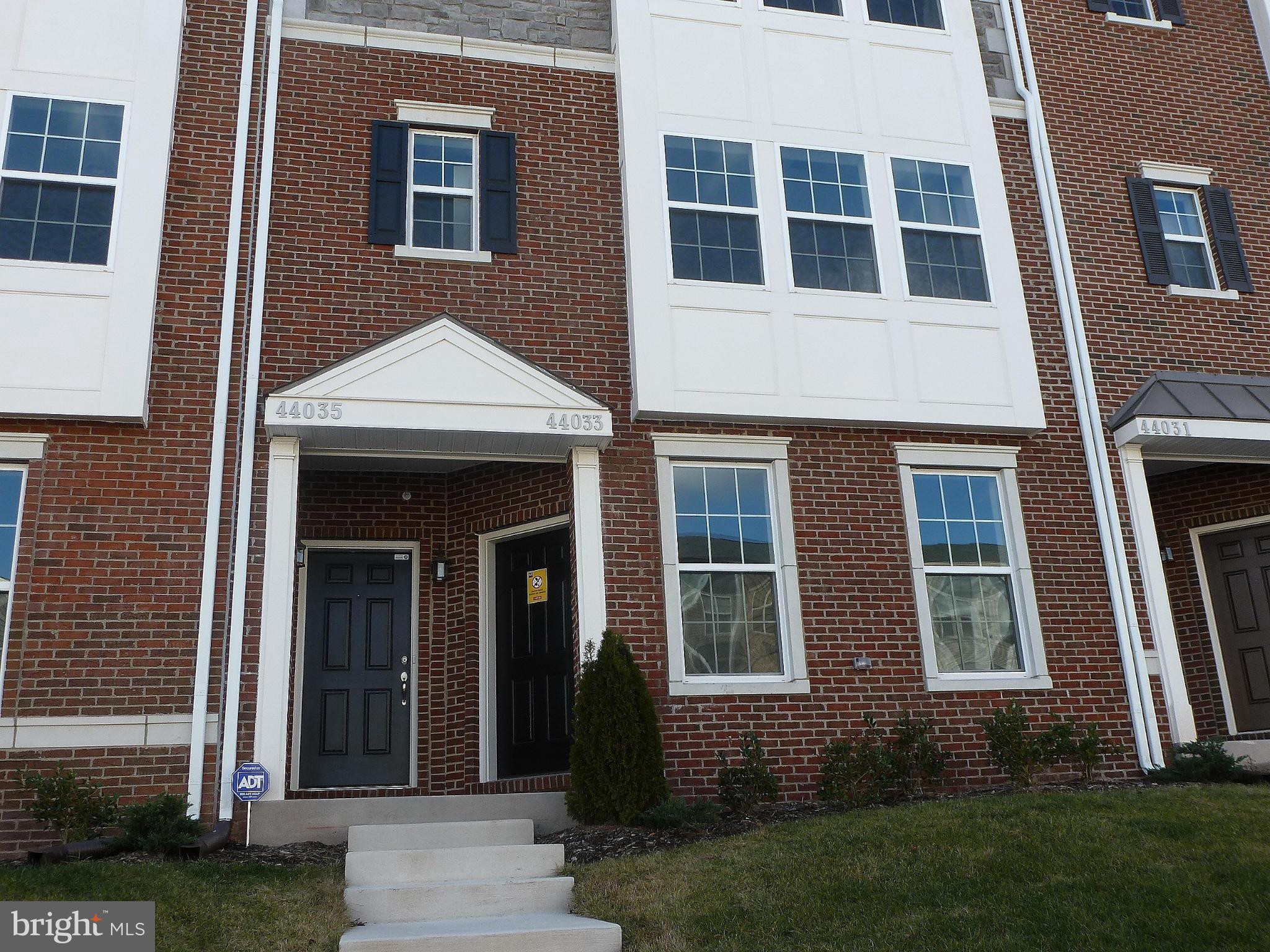 EAST GATE - Residential Lease