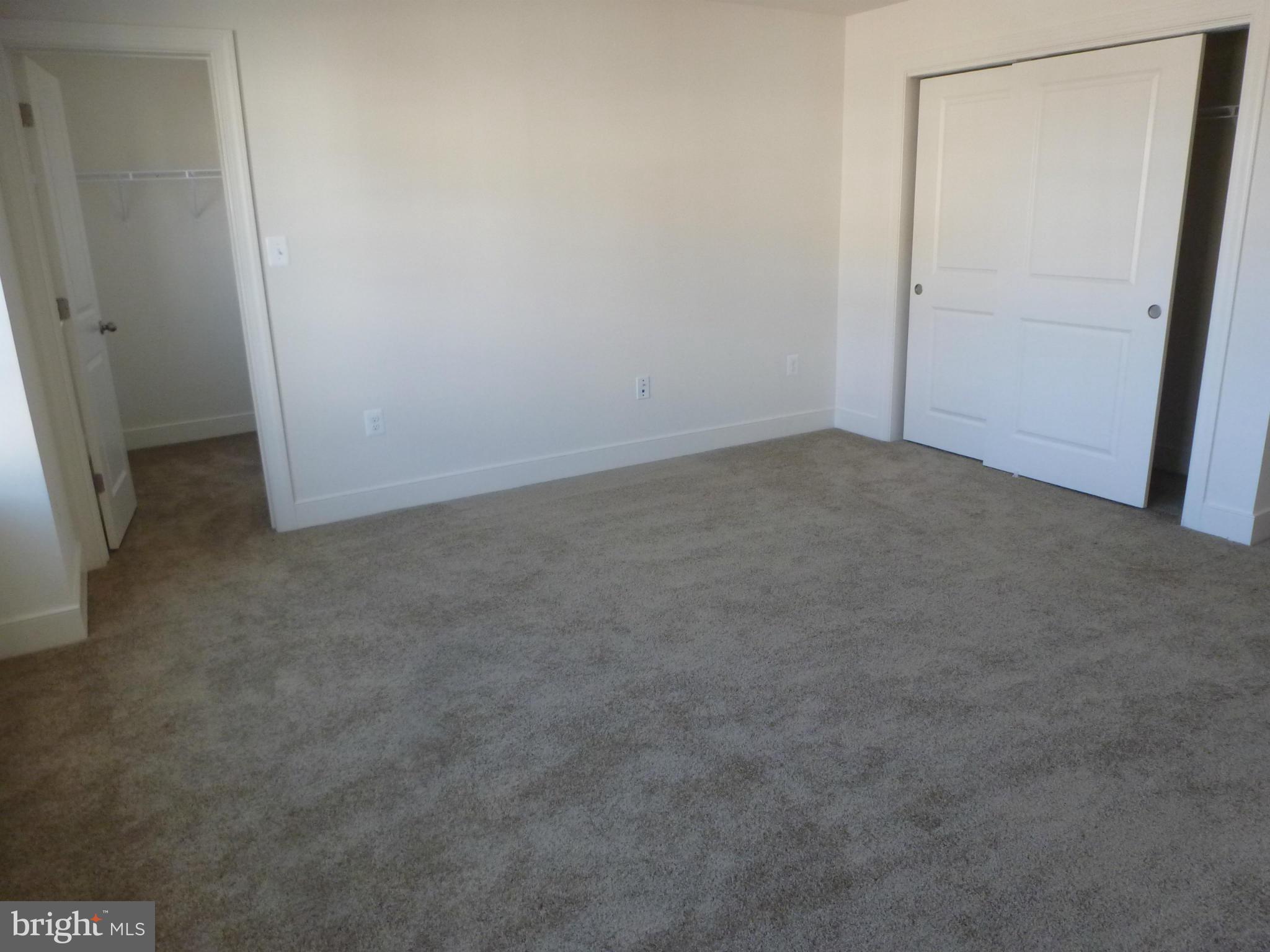 EAST GATE - Residential Lease