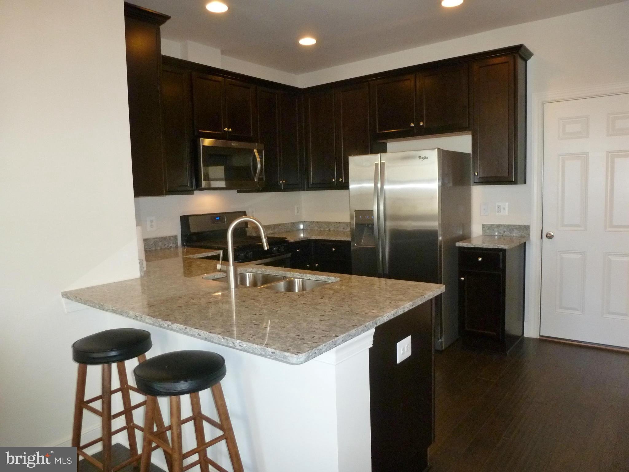 EAST GATE - Residential Lease