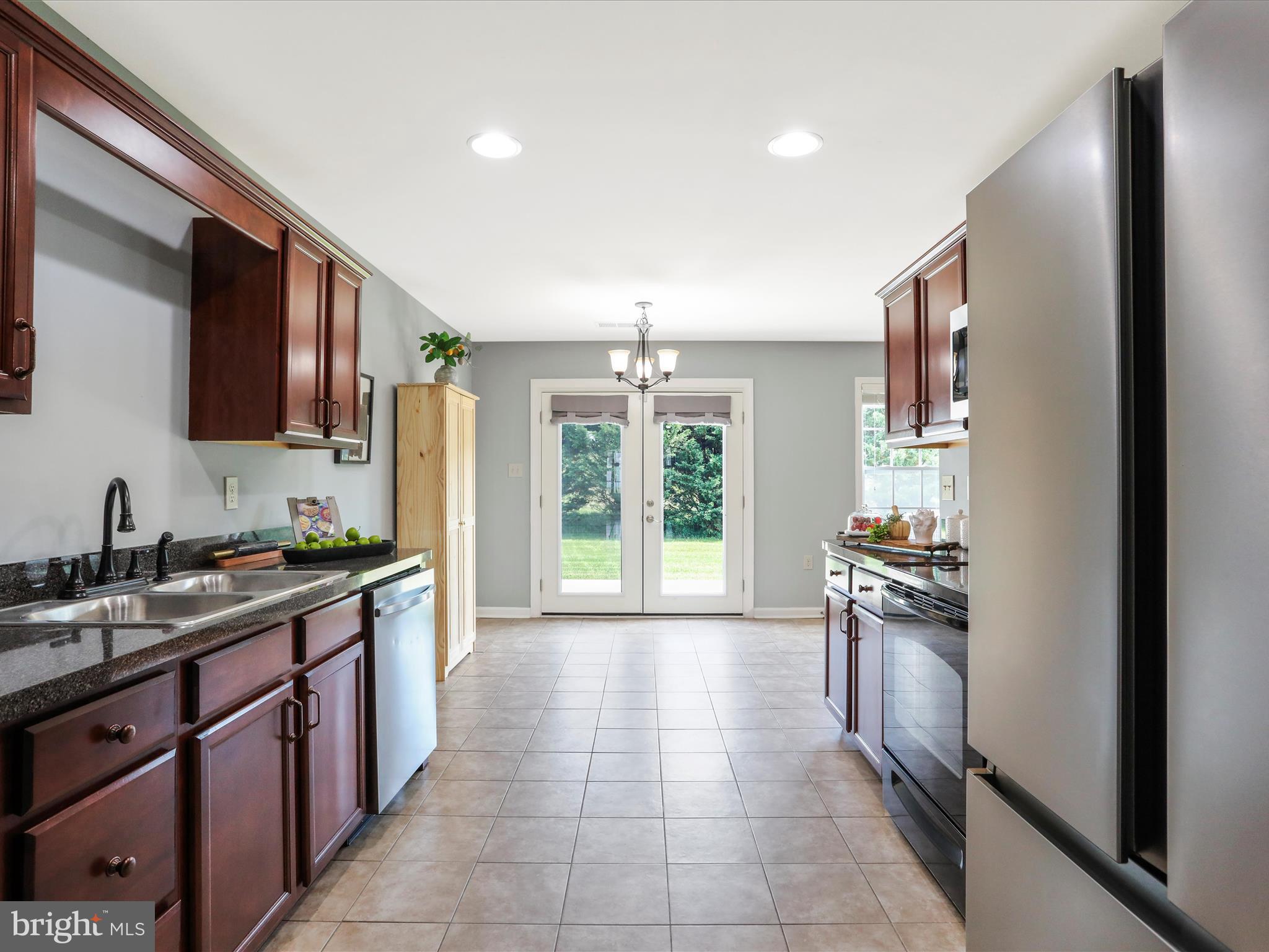 BRIAR RUN - Residential