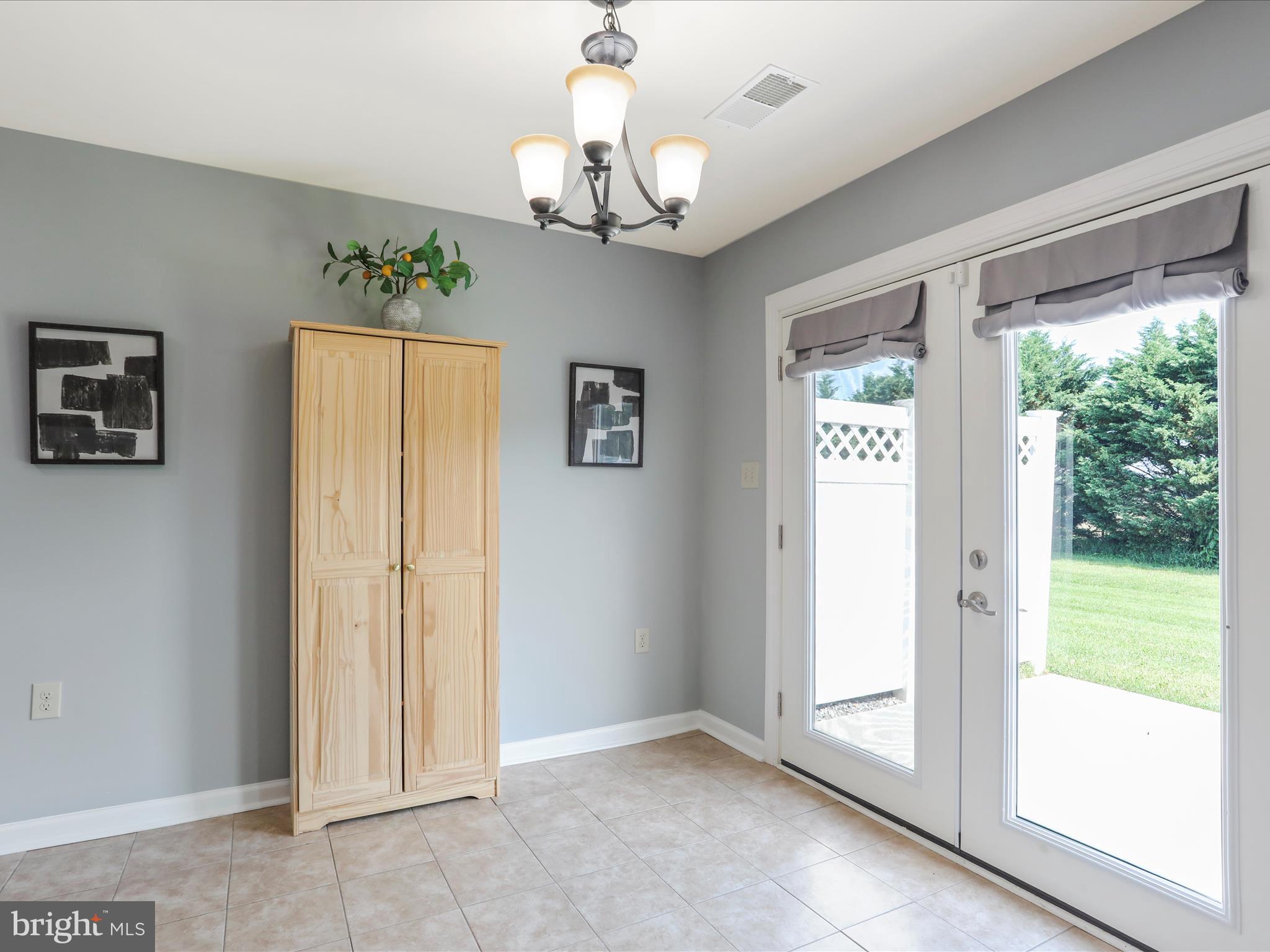 BRIAR RUN - Residential