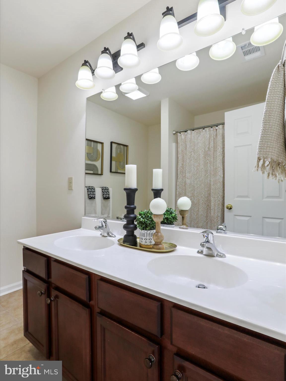 BRIAR RUN - Residential