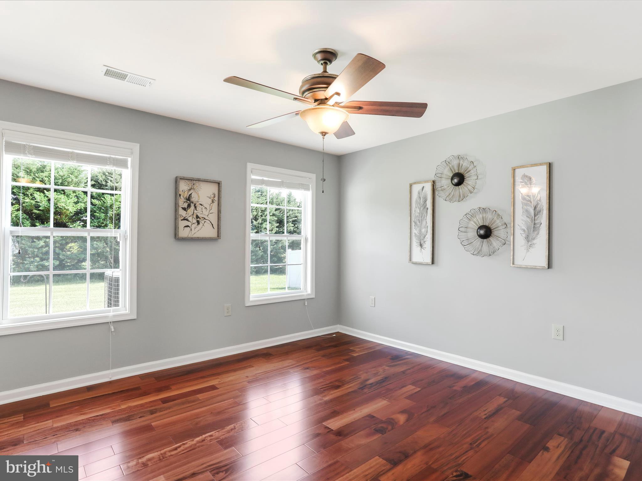 BRIAR RUN - Residential