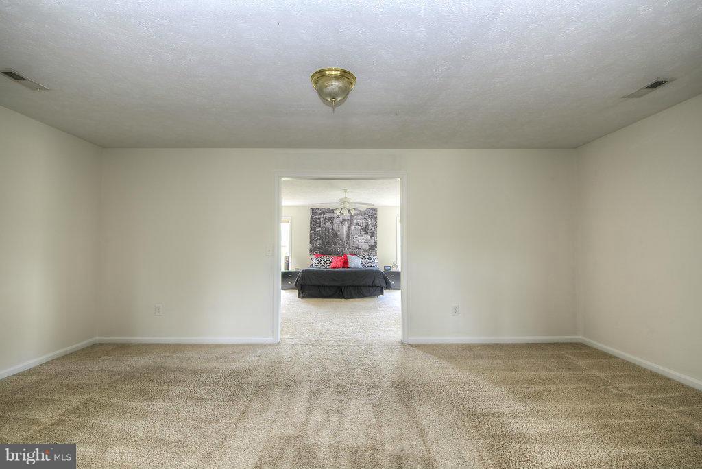 DEER RUN - Residential