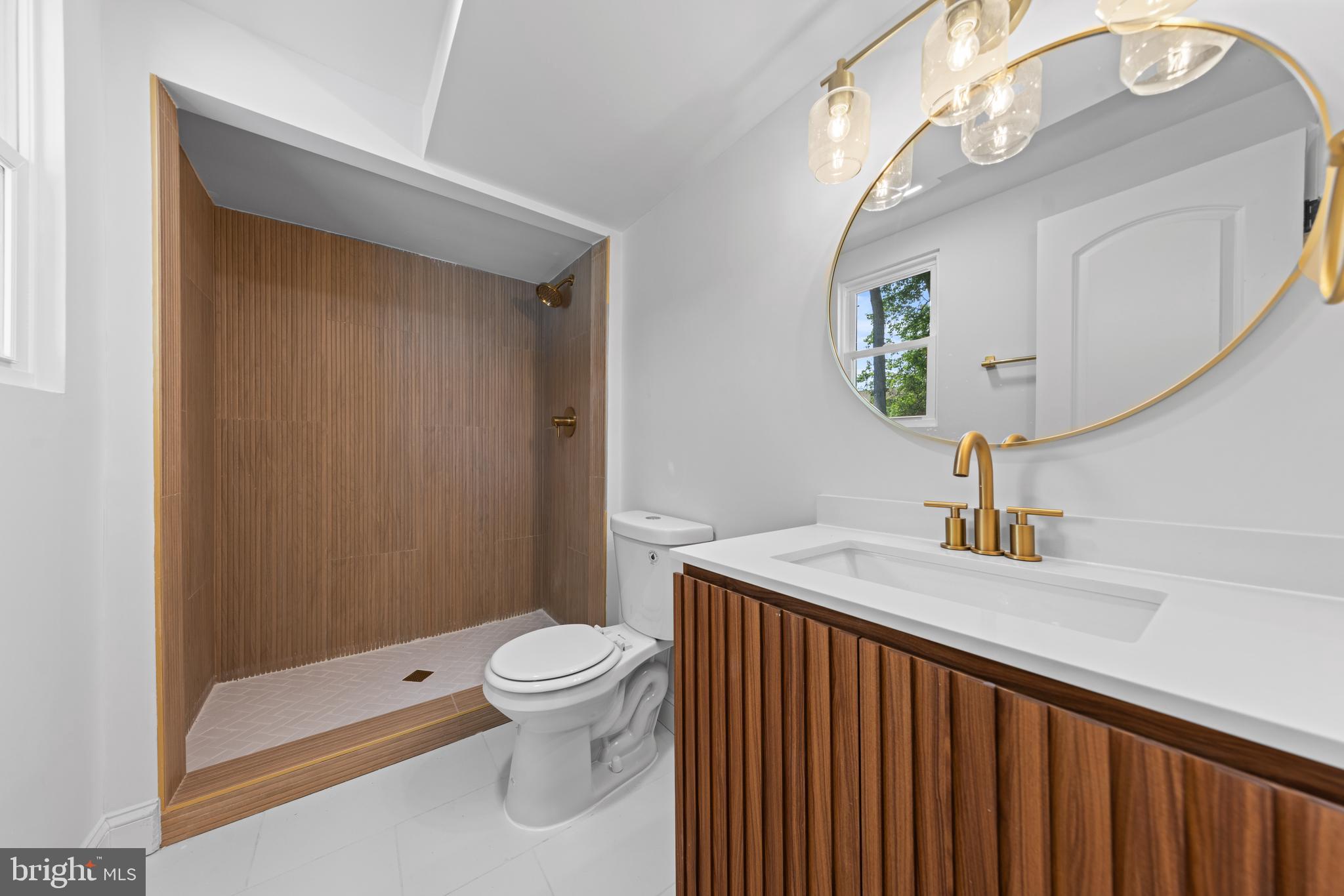 TANTALLON SQUARE - Residential