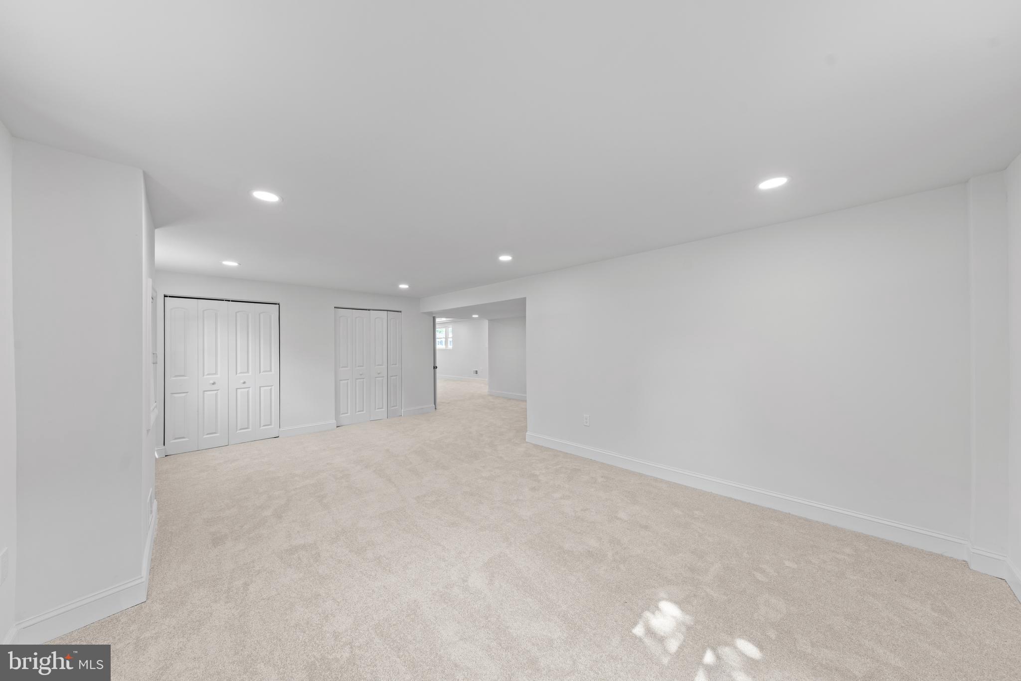 TANTALLON SQUARE - Residential