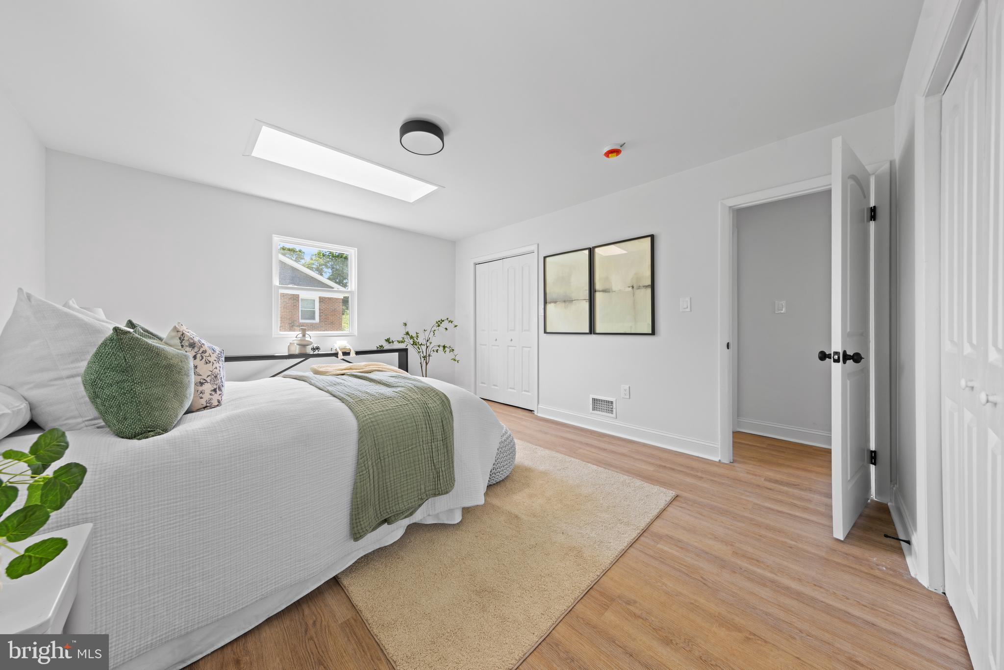 TANTALLON SQUARE - Residential