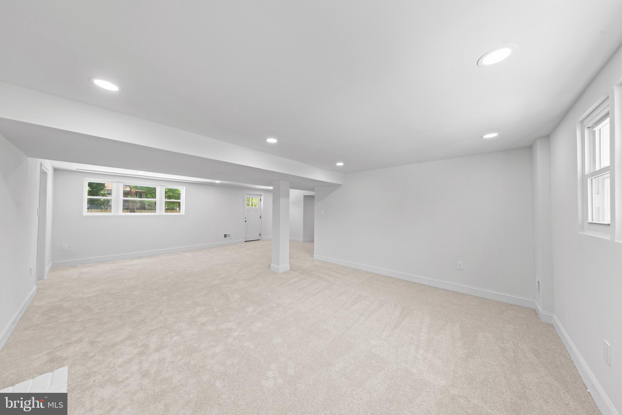 TANTALLON SQUARE - Residential