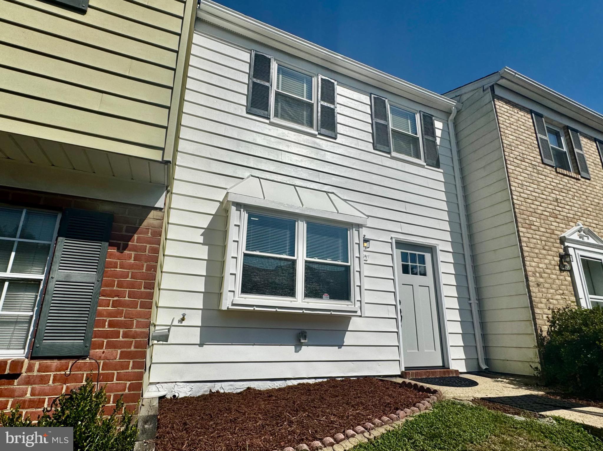 HERITAGE HILL CONDO - Residential Lease