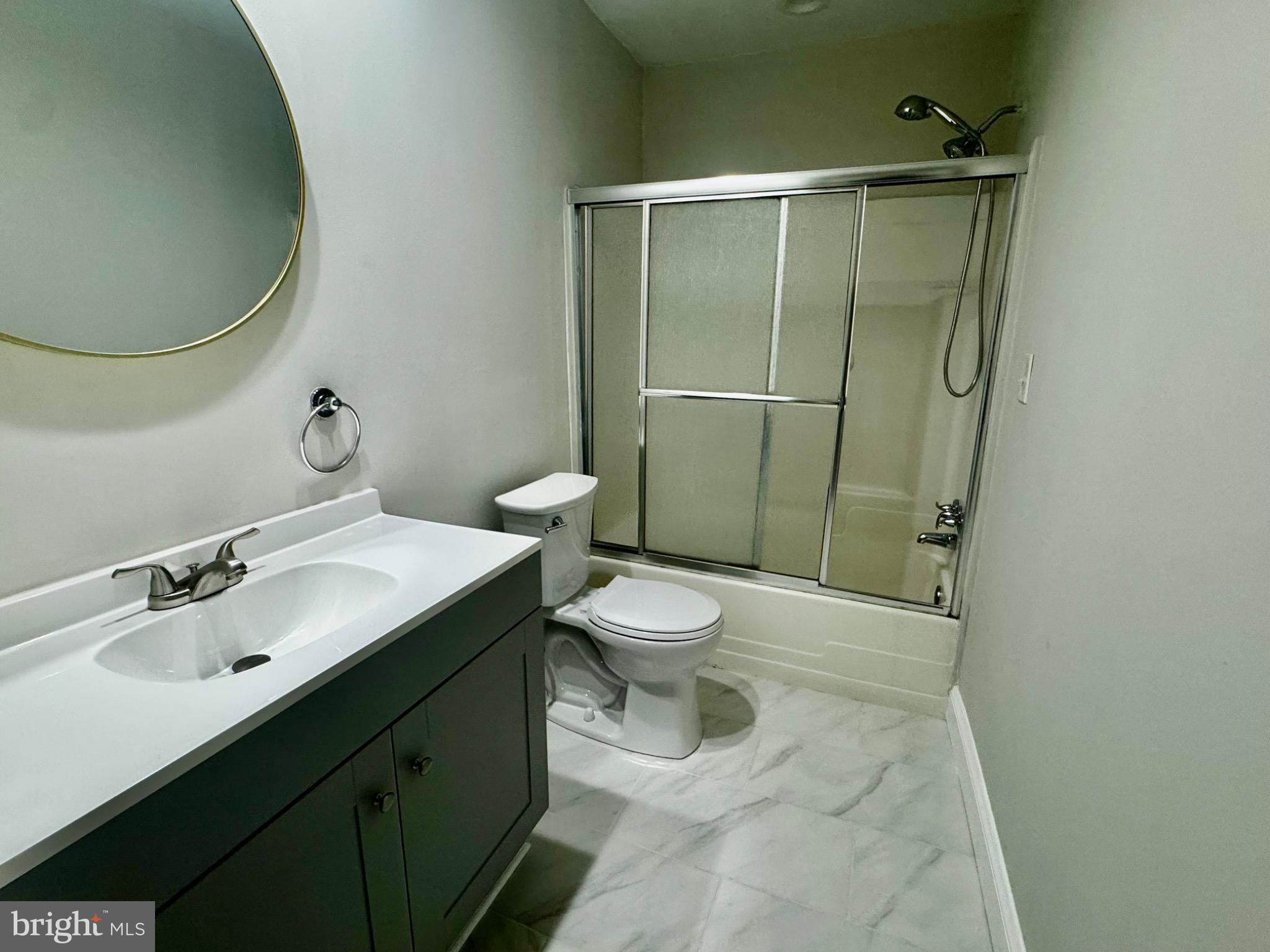 HERITAGE HILL CONDO - Residential Lease