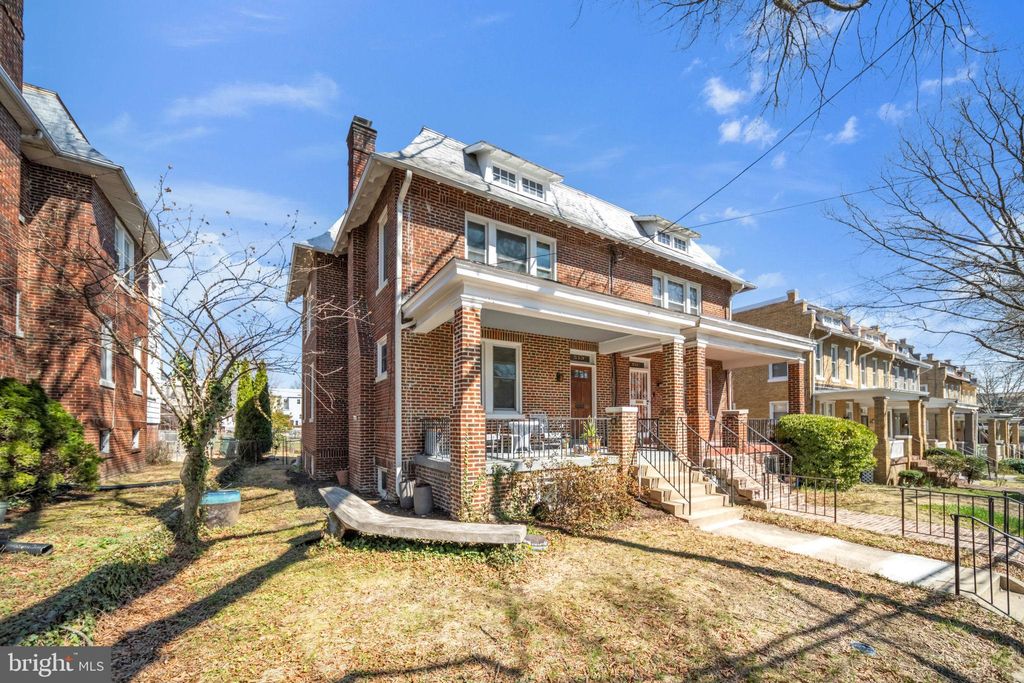 Photo of 513 Nicholson Street NW, WASHINGTON, DC 20011 (MLS # DCDC2251880)