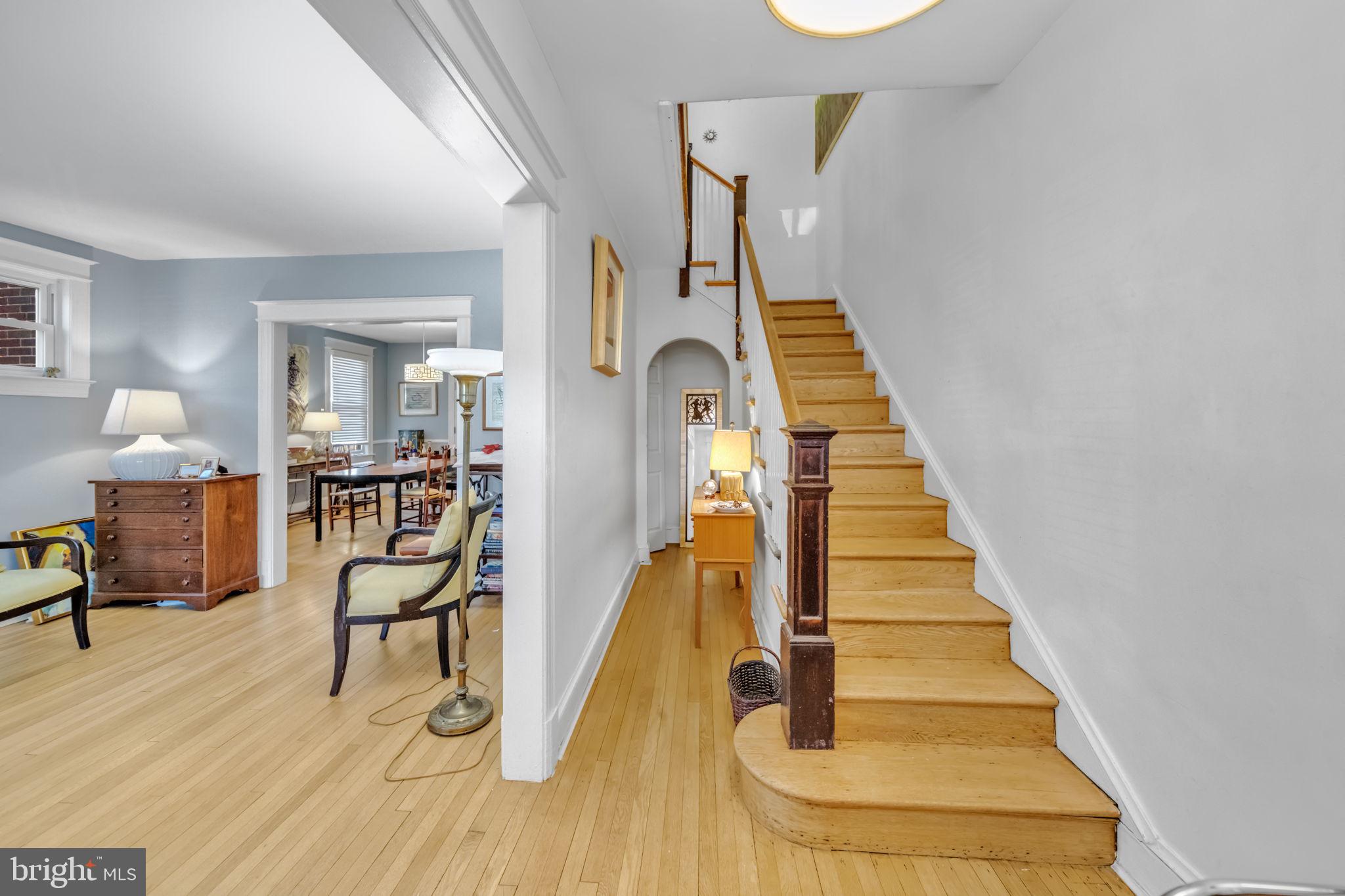 513 NICHOLSON STREET NW