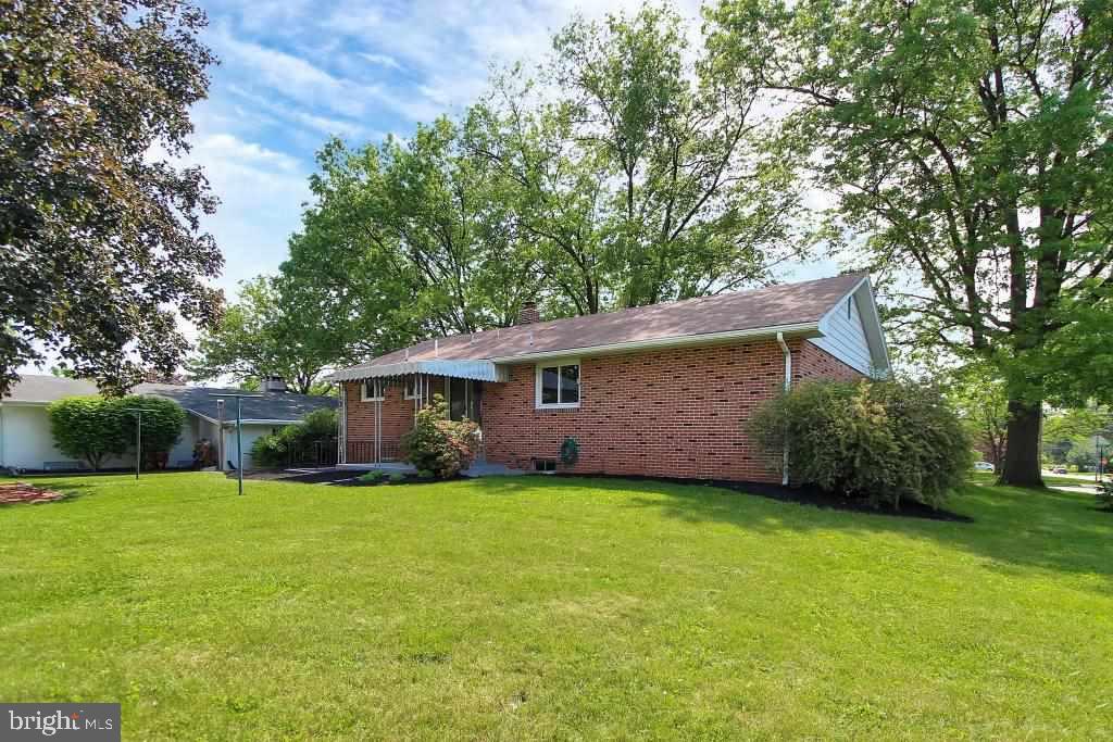 FAYFIELD - Residential